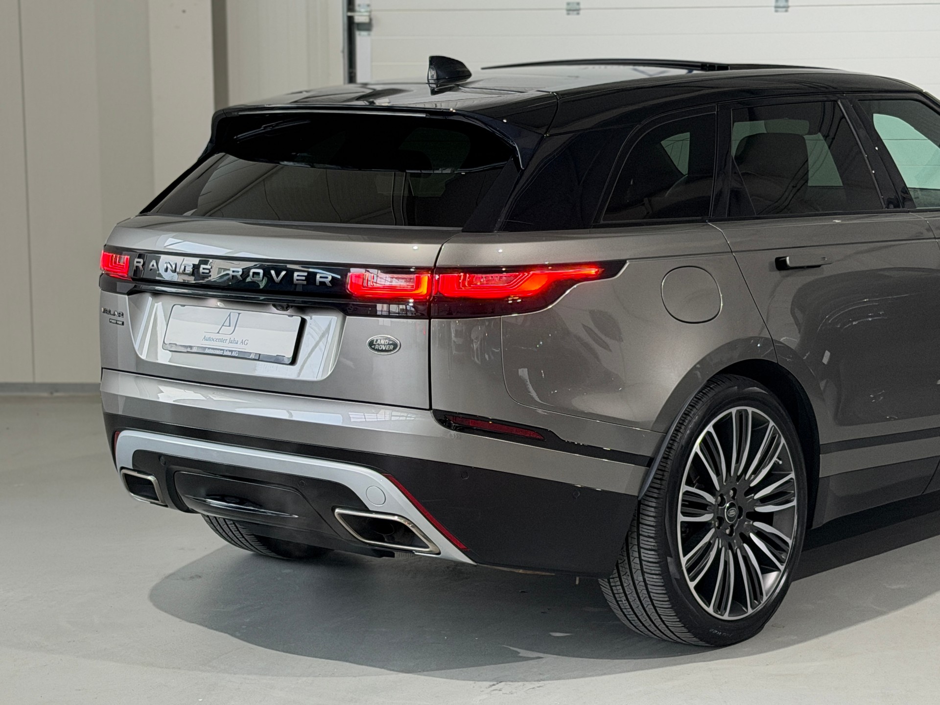 LAND ROVER Range Rover Velar R-Dynamic P 380 HSE Automatic-image-20