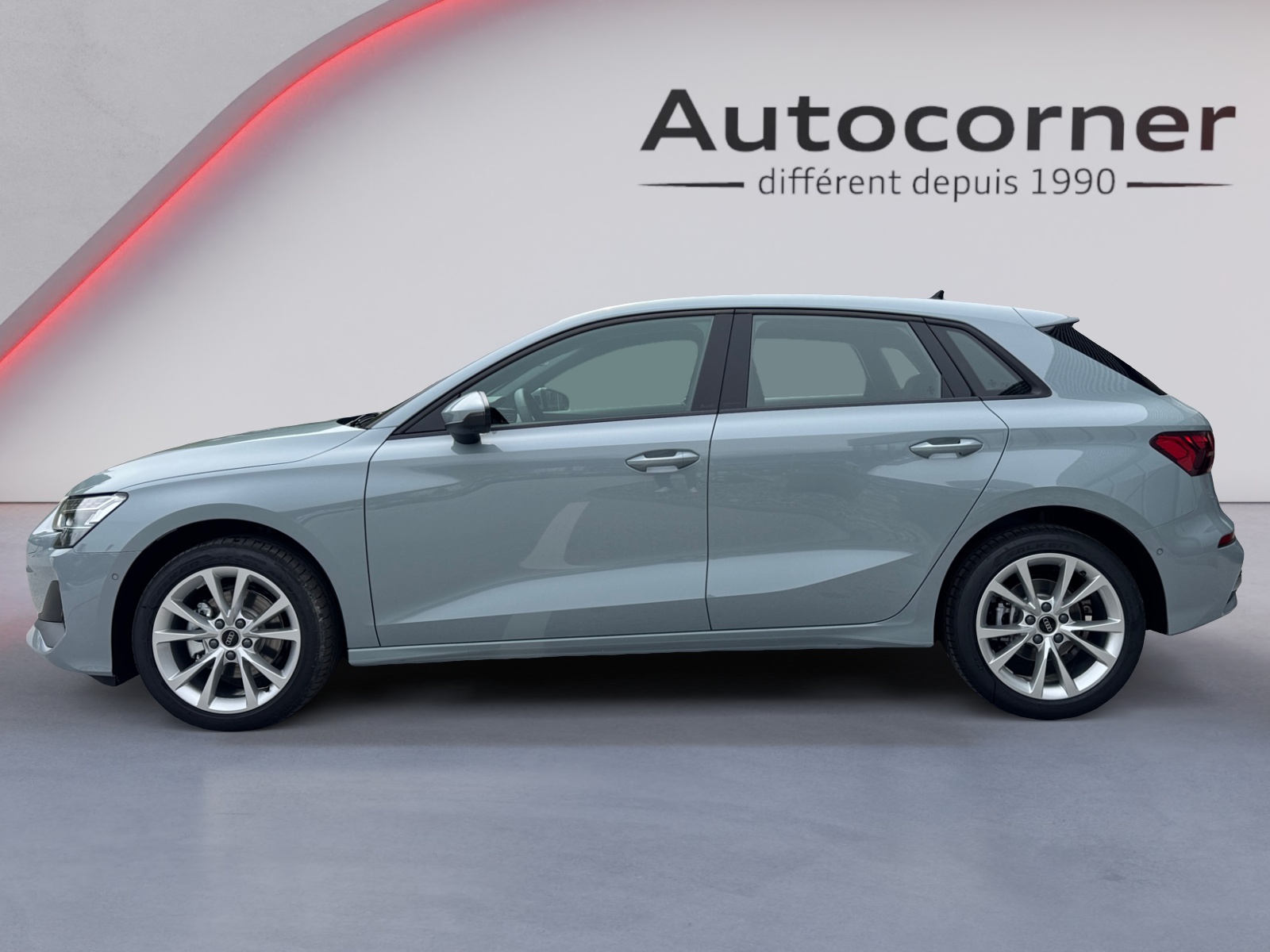 AUDI A3 Sportback TFSI 110 kW Attraction S tronic-showroom-element-1