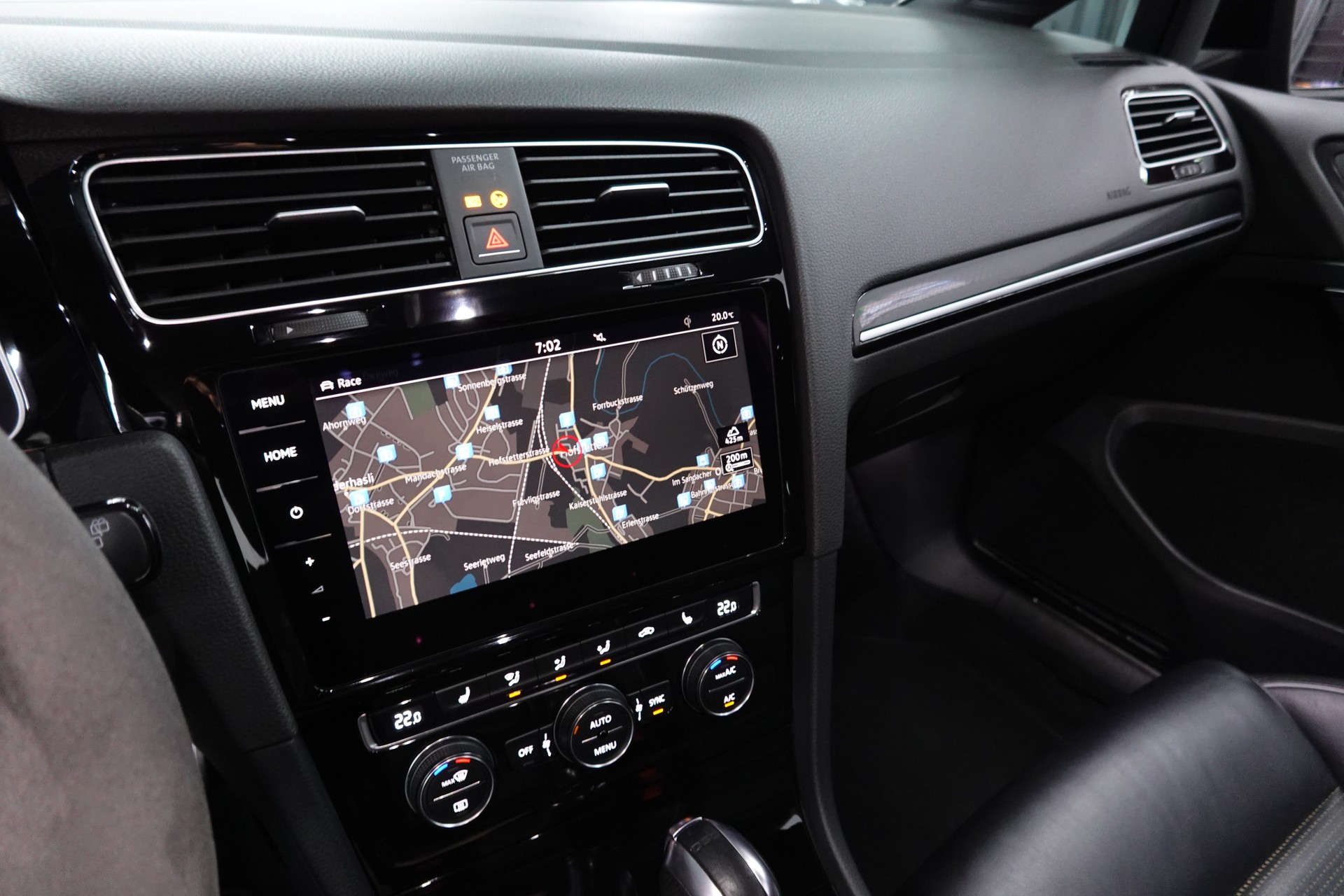 VW GOLF 2.0 TSI R 4-MOTION DSG CH-FZ // REMUS // 20"O.Z // 310PS // BLACK ON TOP R-image-29