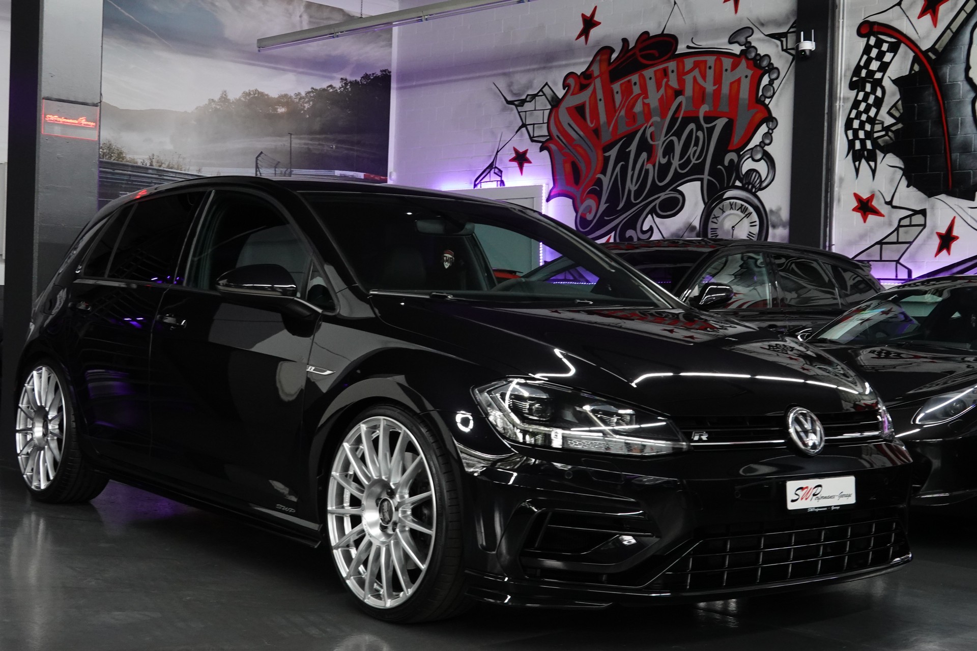 VW GOLF 2.0 TSI R 4-MOTION DSG CH-FZ // REMUS // 20"O.Z // 310PS // BLACK ON TOP R-image-14