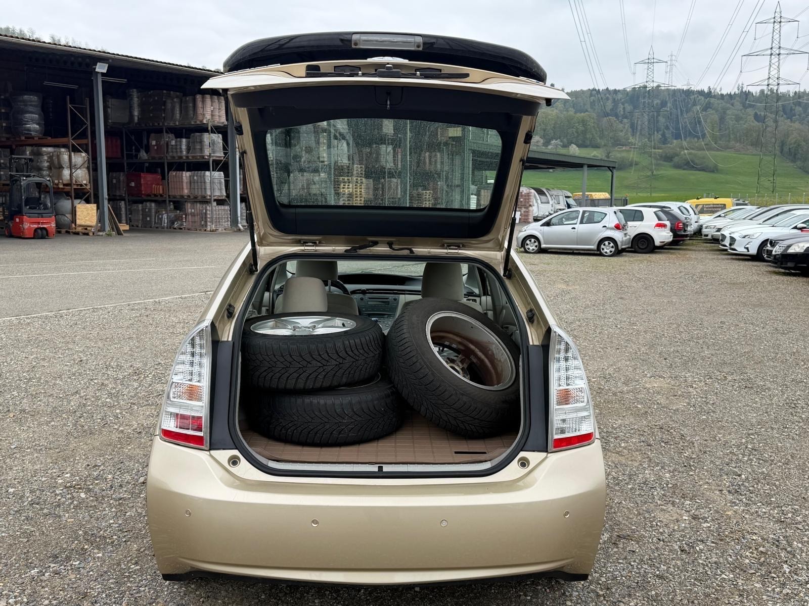 TOYOTA Prius 1.5 16V Hybrid-image-11