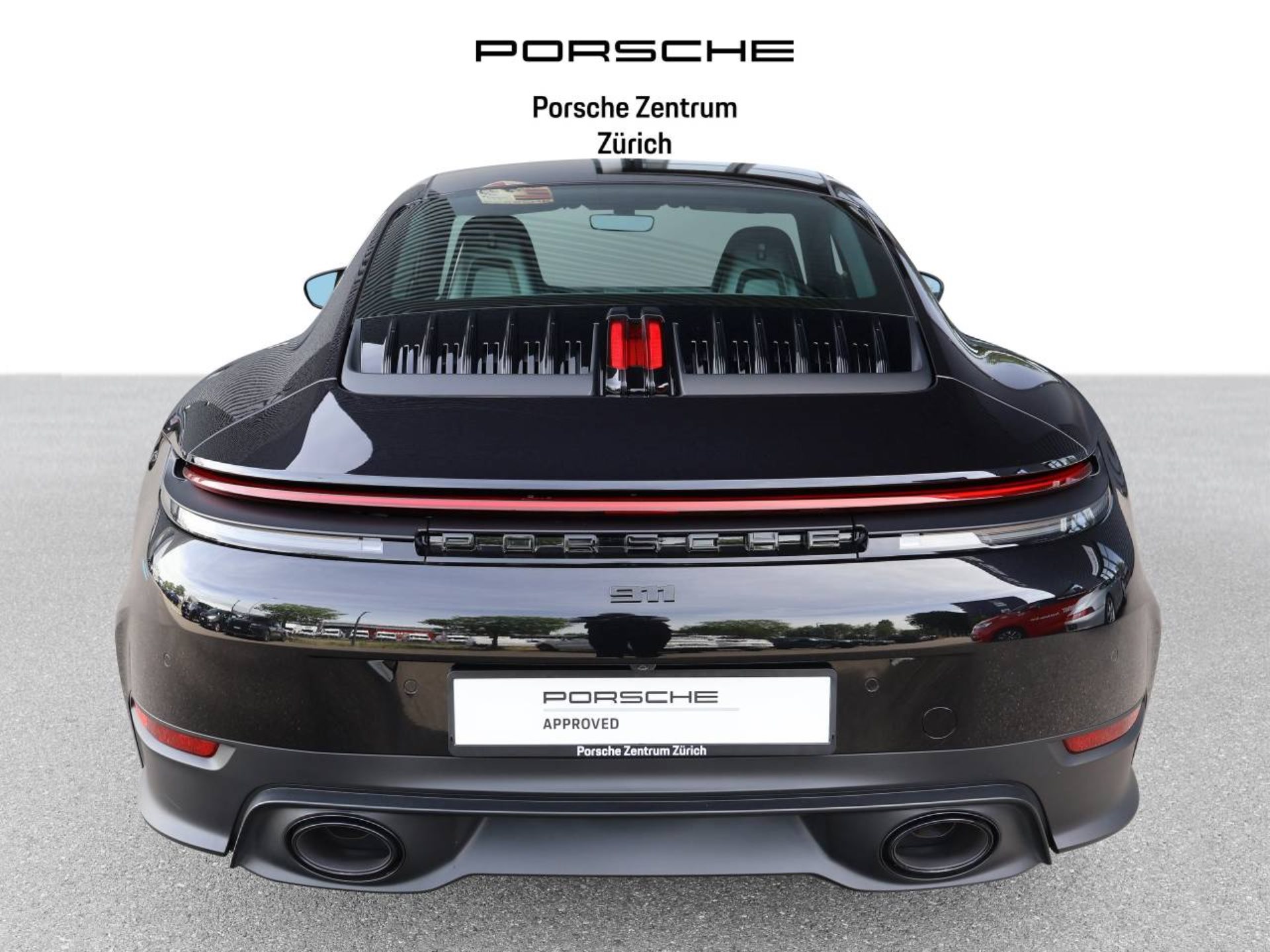 PORSCHE 911 Carrera-image-9