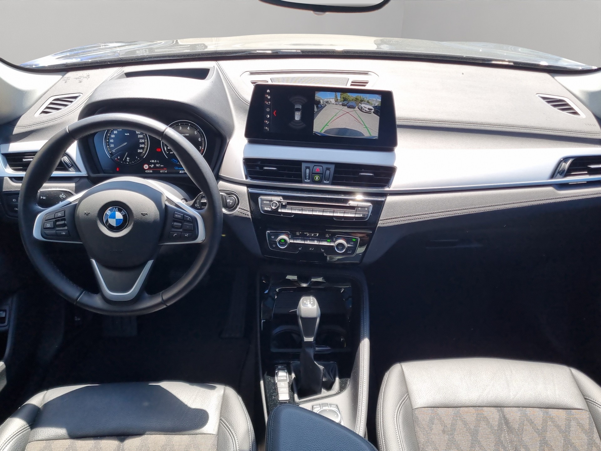 BMW X1 xDrive 25e xLine Steptronic-image-15