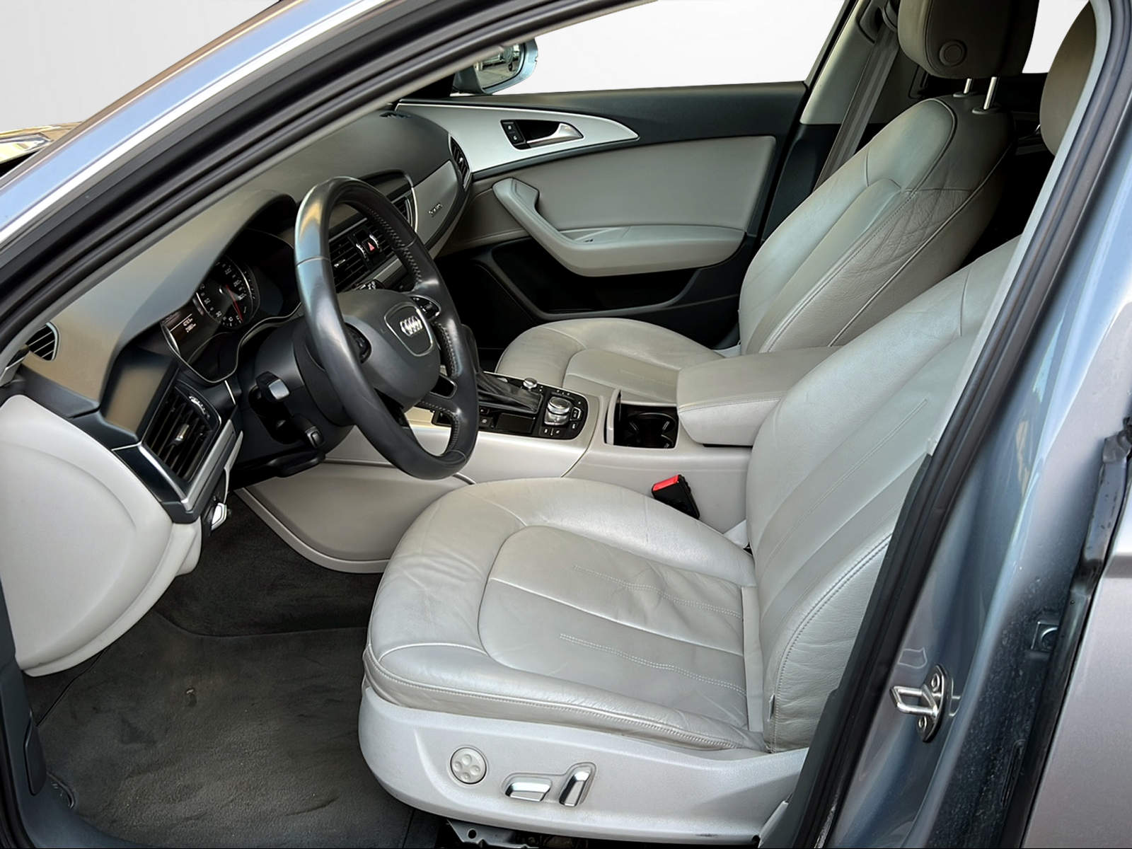 AUDI A6 Avant 3.0 TDI V6 quattro S-tronic-image-8