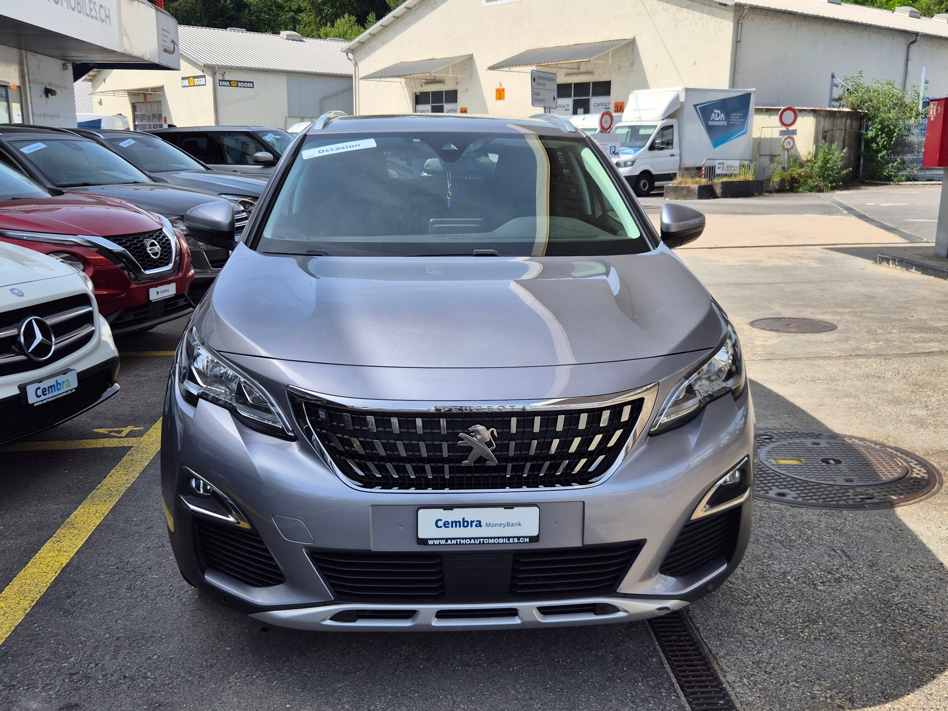 PEUGEOT 3008 1.2 PureTech Allure EAT-image-1