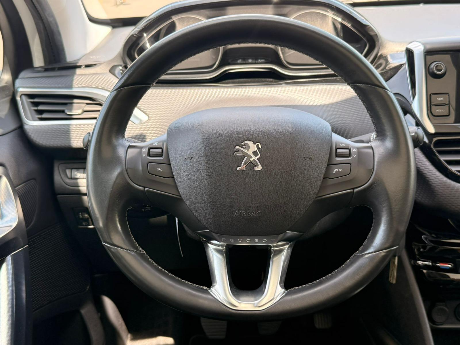 PEUGEOT 2008 1.6 VTI Active-image-11