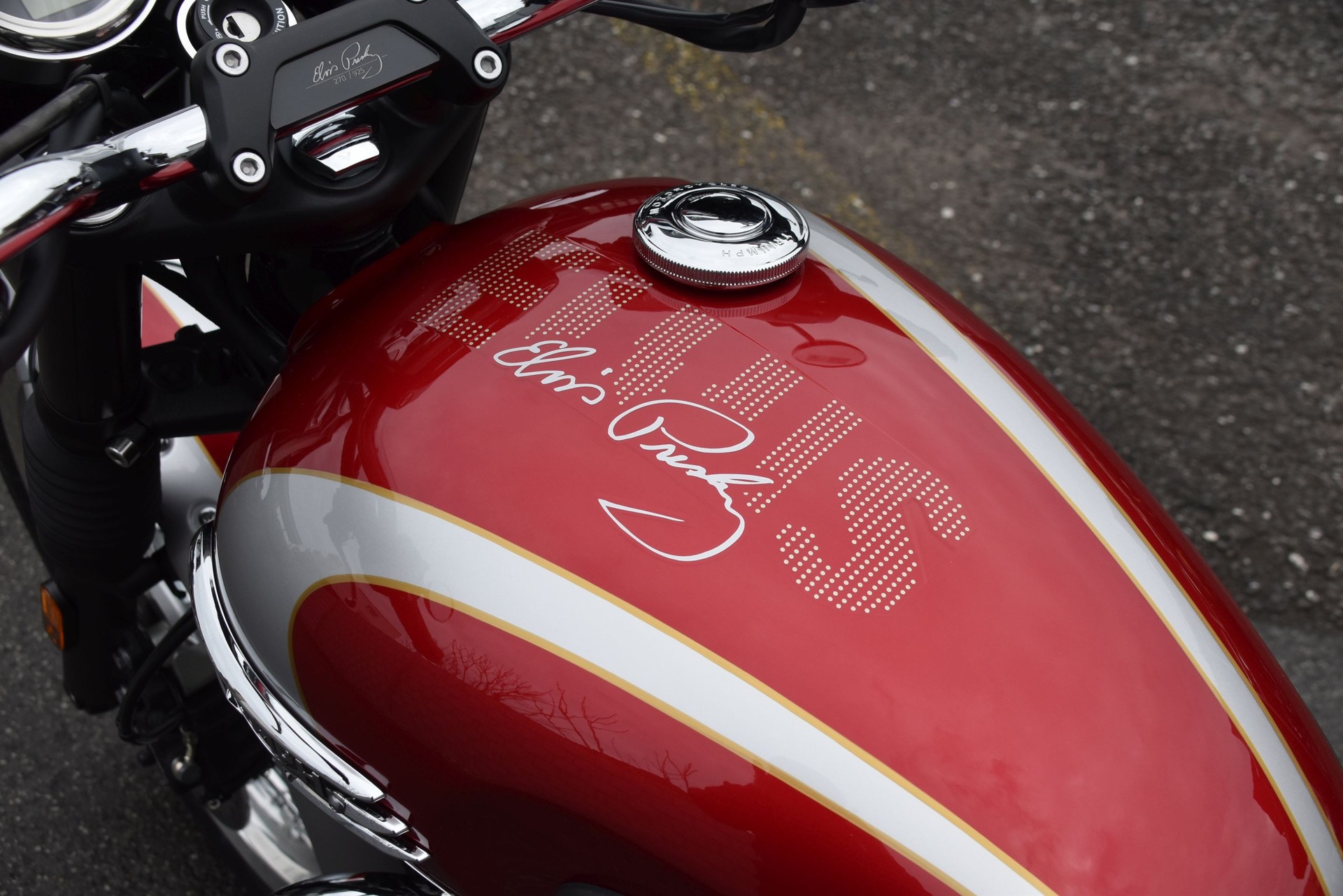 TRIUMPH Bonneville T120 Elvis-image-4