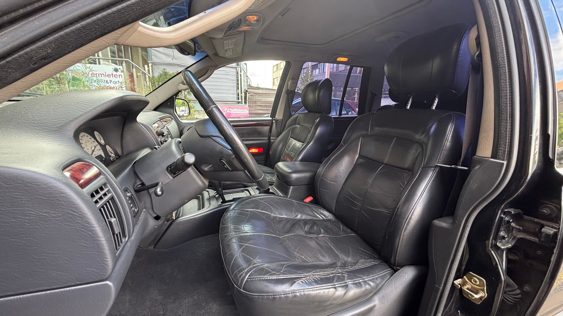 JEEP Grand Cherokee 2.7 CRD Limited Automatic-image-4