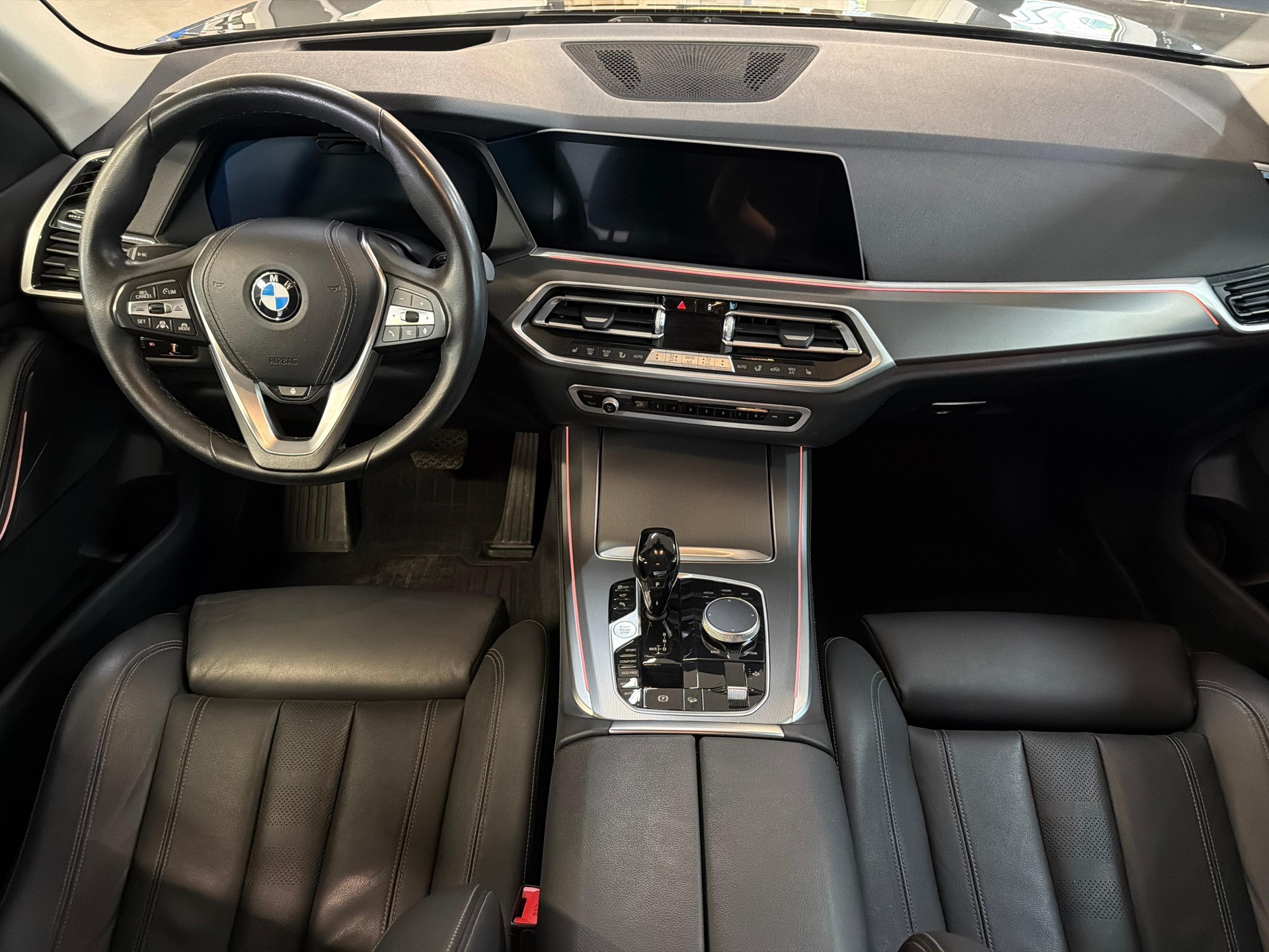BMW X5 40i xDrive40i-image-12