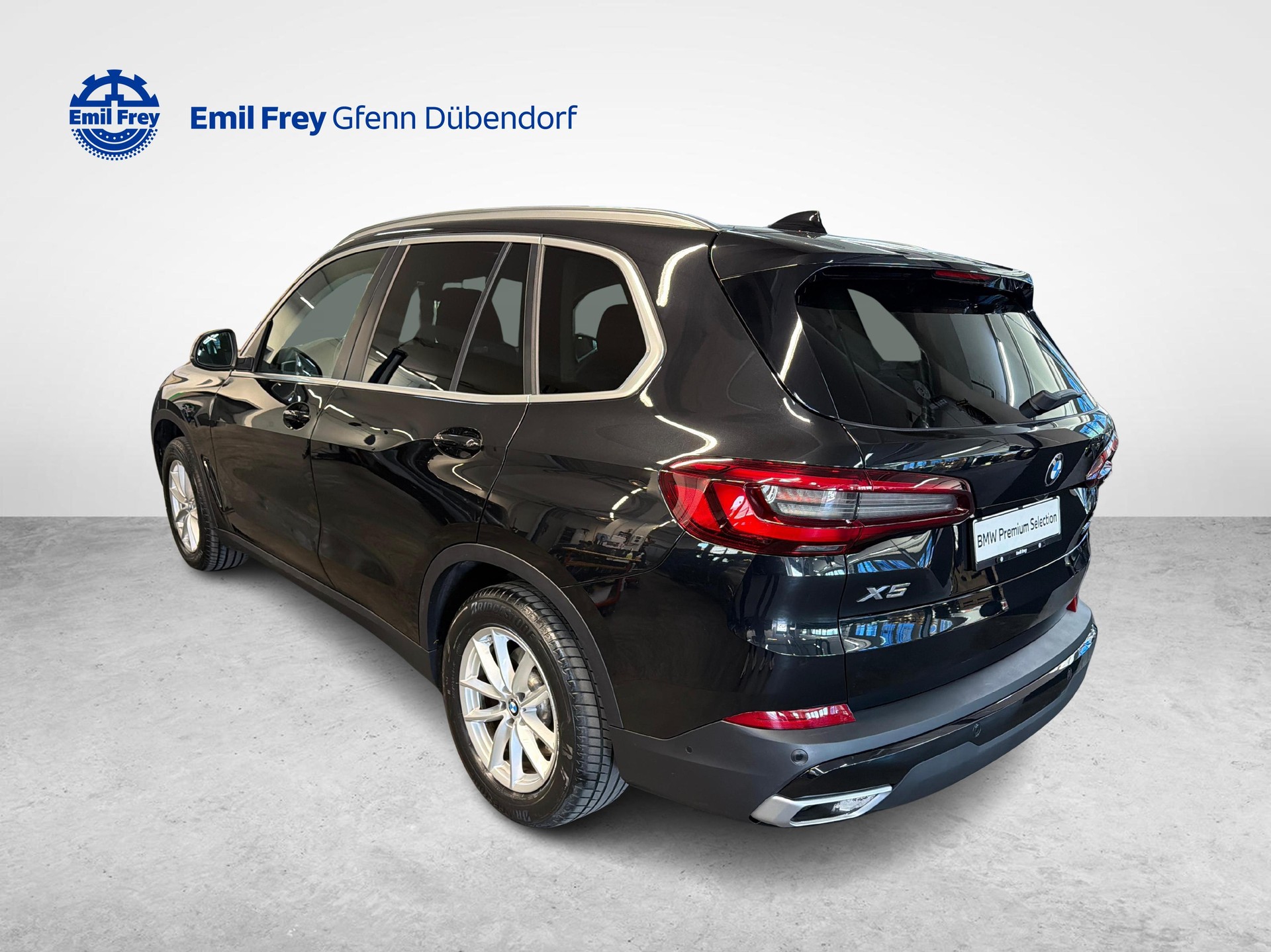 BMW X5 40i xDrive40i-image-4