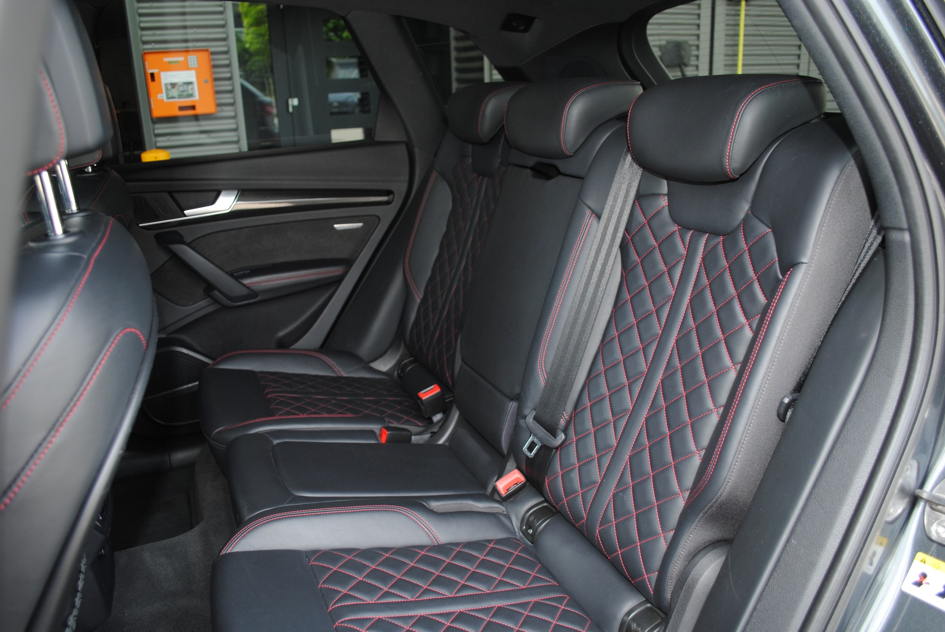AUDI SQ5 3.0 TFSI quattro S-tronic-image-16