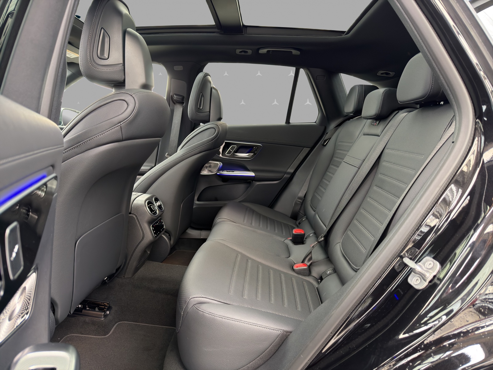 MERCEDES-BENZ GLC 400 e 4Matic EQ Star 9G-Tronic-image-13
