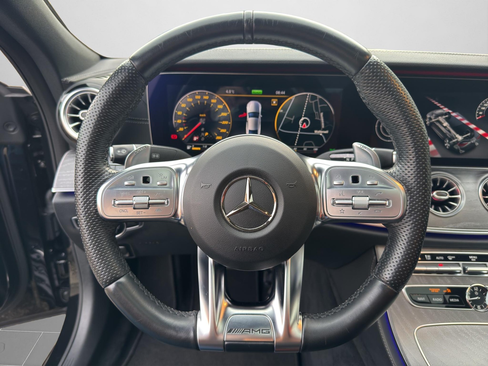 MERCEDES-BENZ CLS 53 AMG 4matic+-image-4