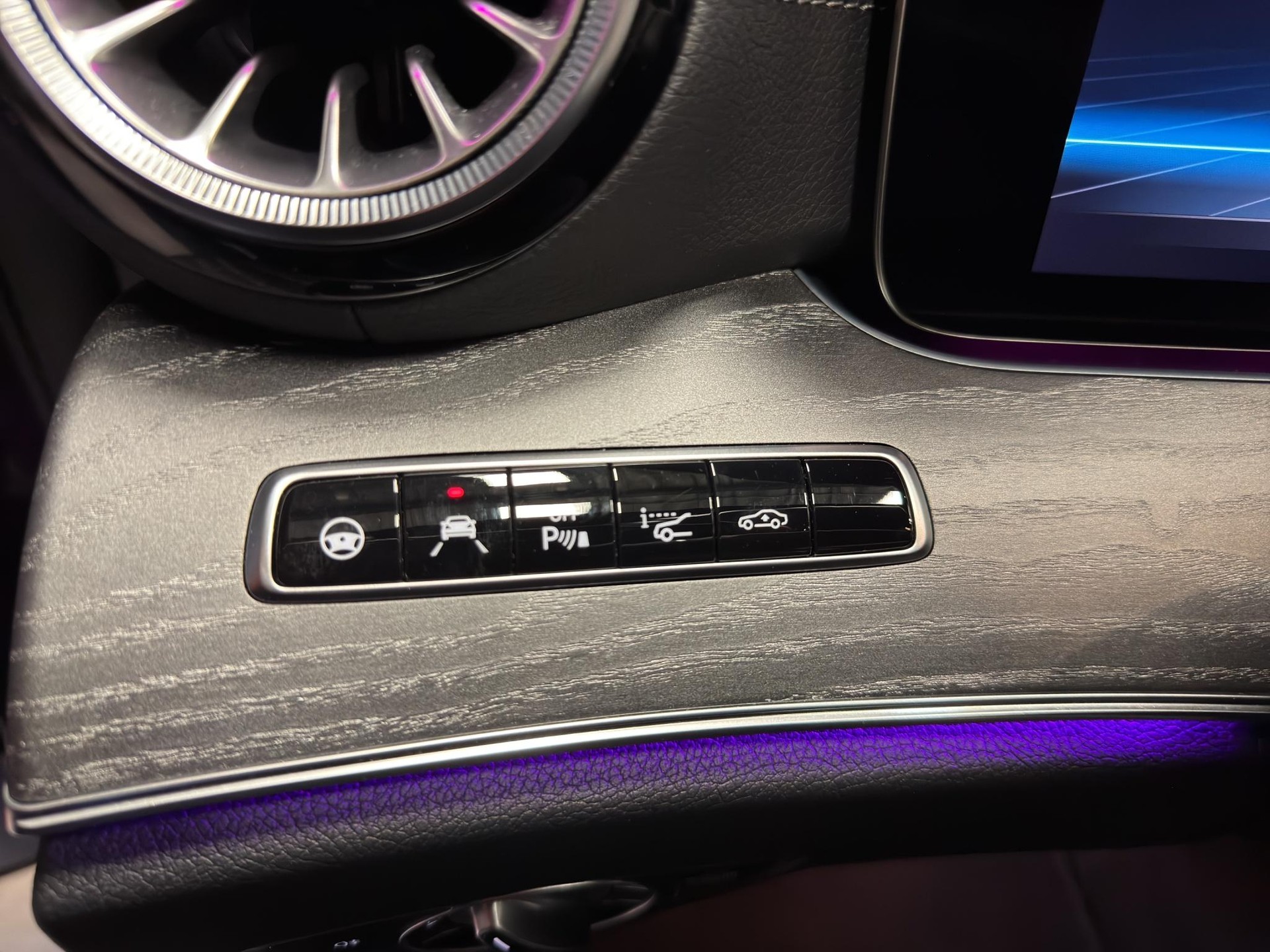 MERCEDES-BENZ CLS 53 AMG 4matic+-image-7