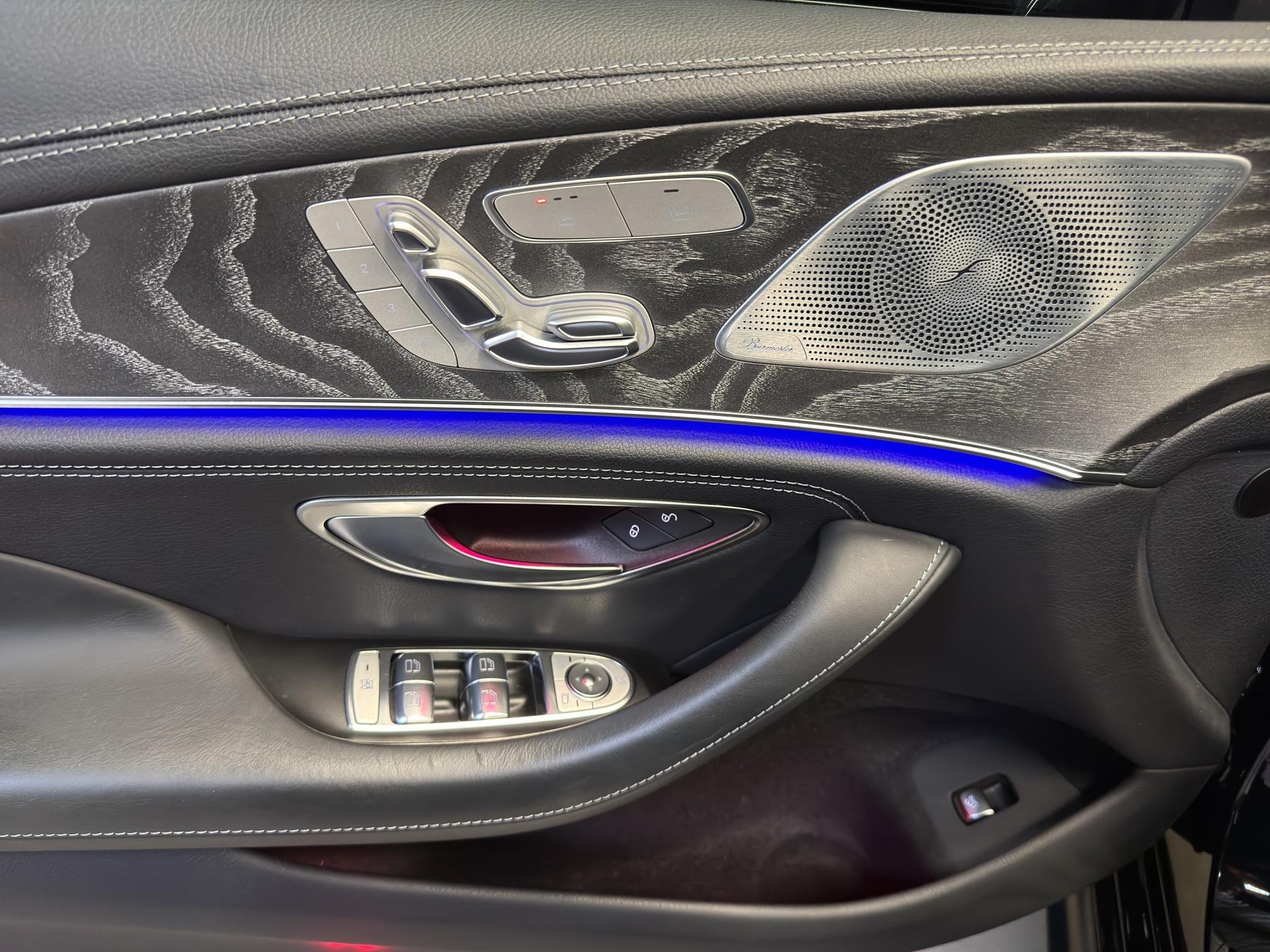 MERCEDES-BENZ CLS 53 AMG 4matic+-image-11