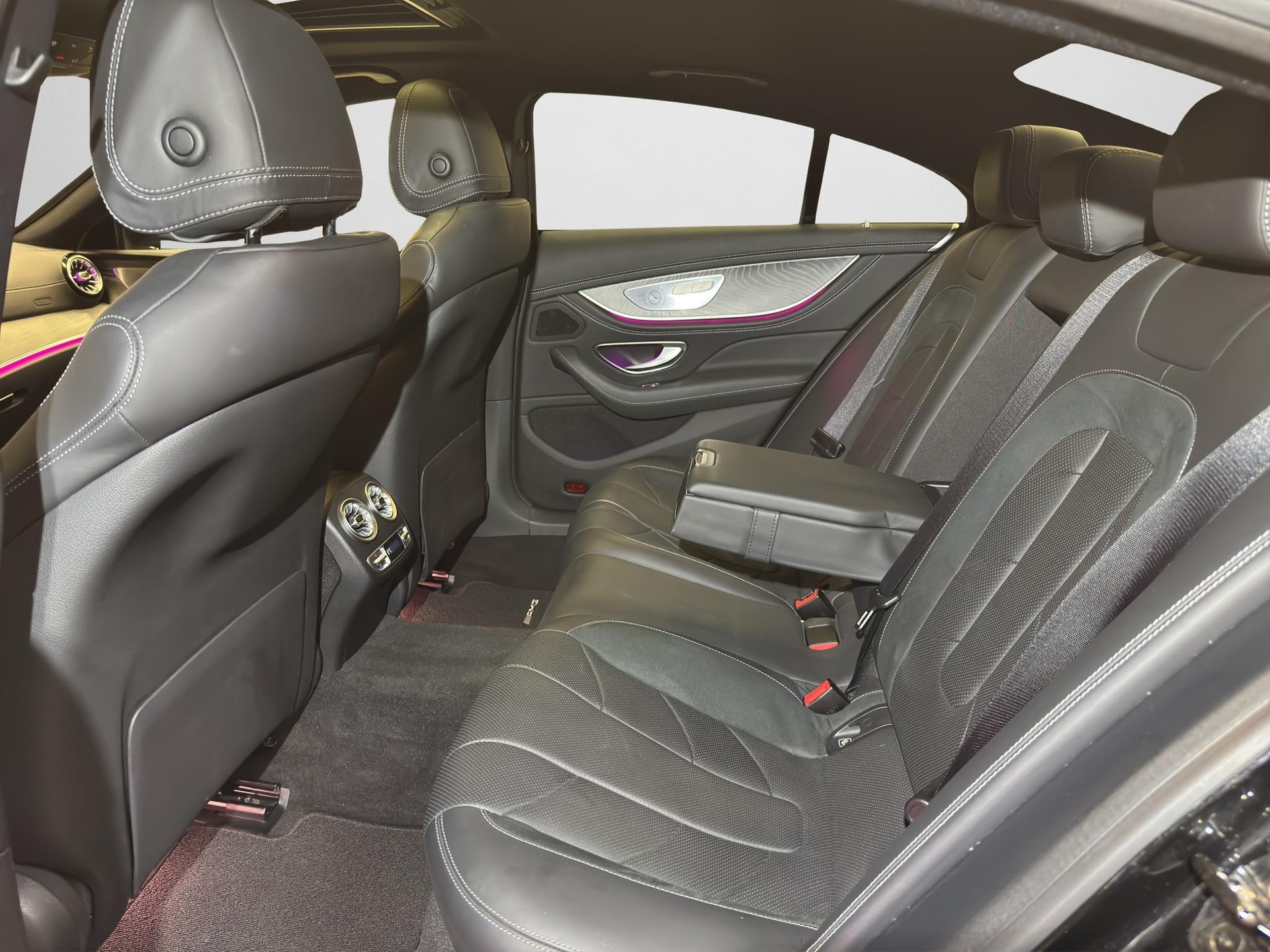 MERCEDES-BENZ CLS 53 AMG 4matic+-image-12