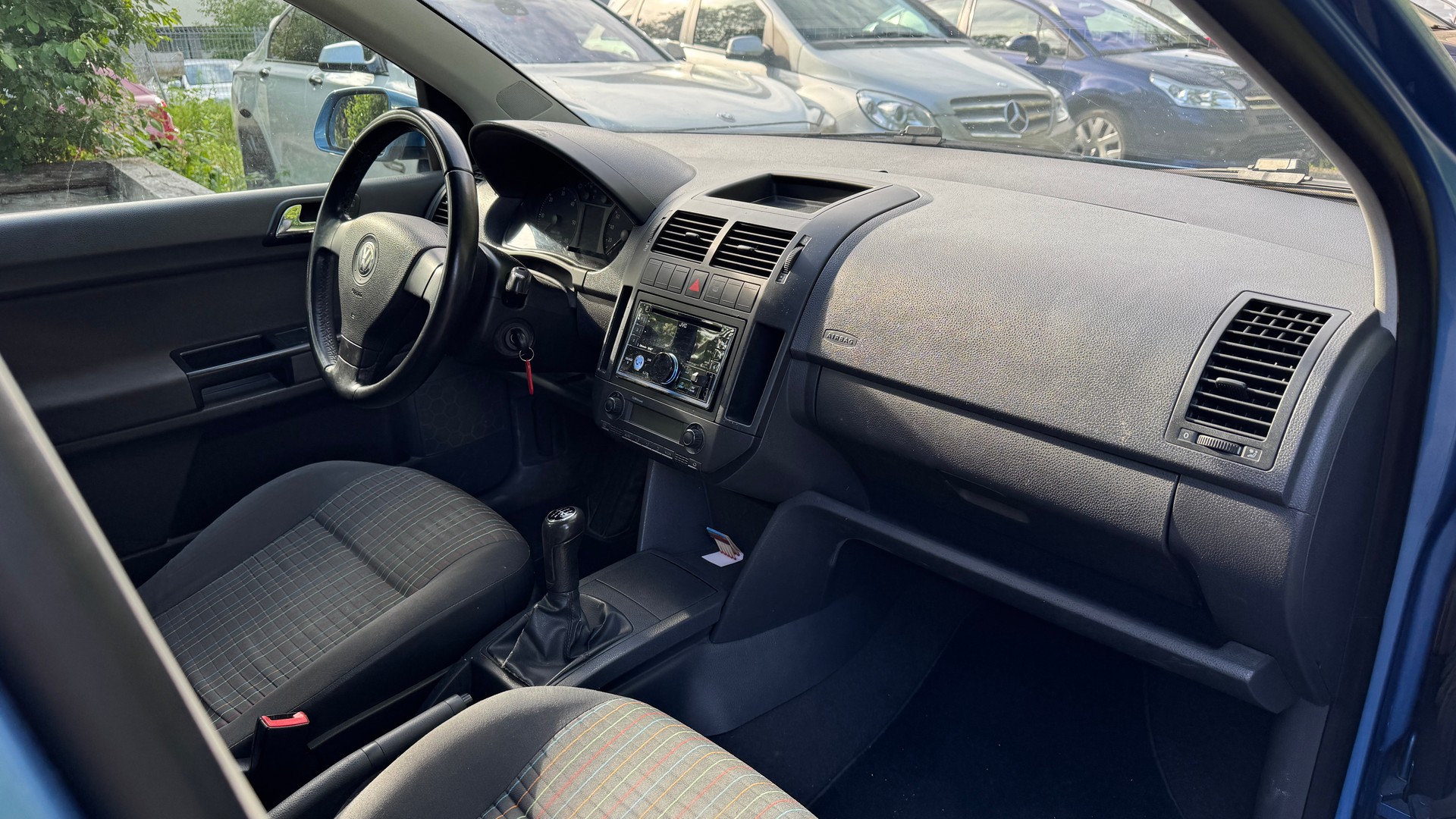 VW Polo 1.4 TDI Trendline-image-8