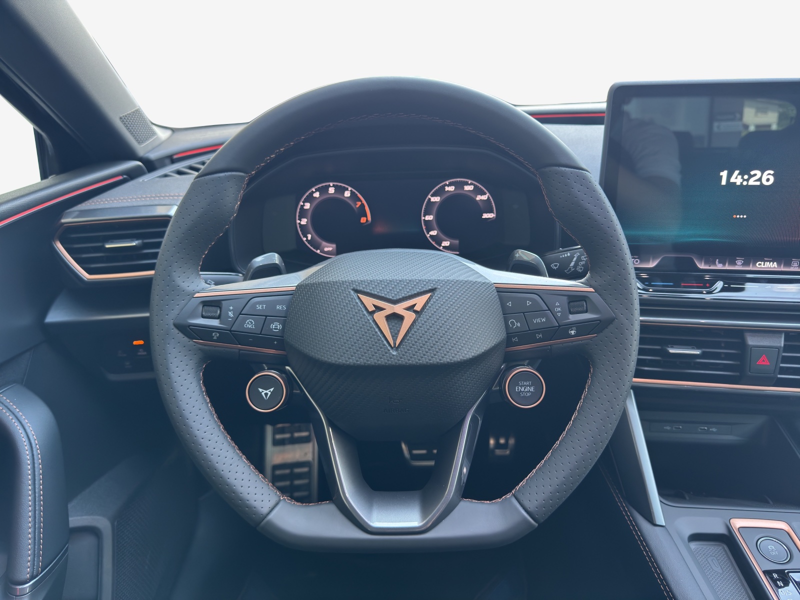 CUPRA LEON 1.5 TSI DSG-image-9