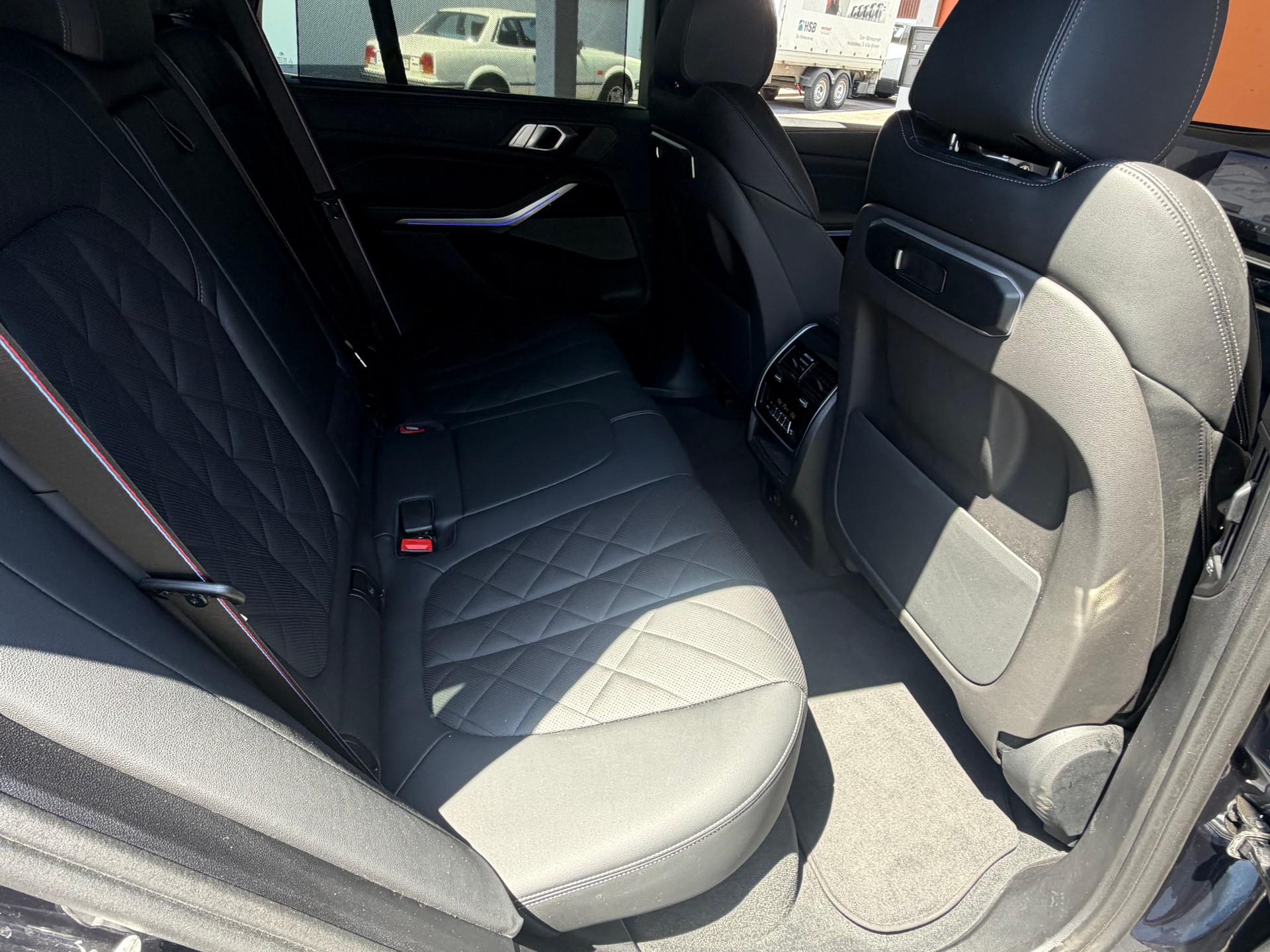 BMW X5 xDrive 48V 30d M Sport Pro Steptronic-image-31
