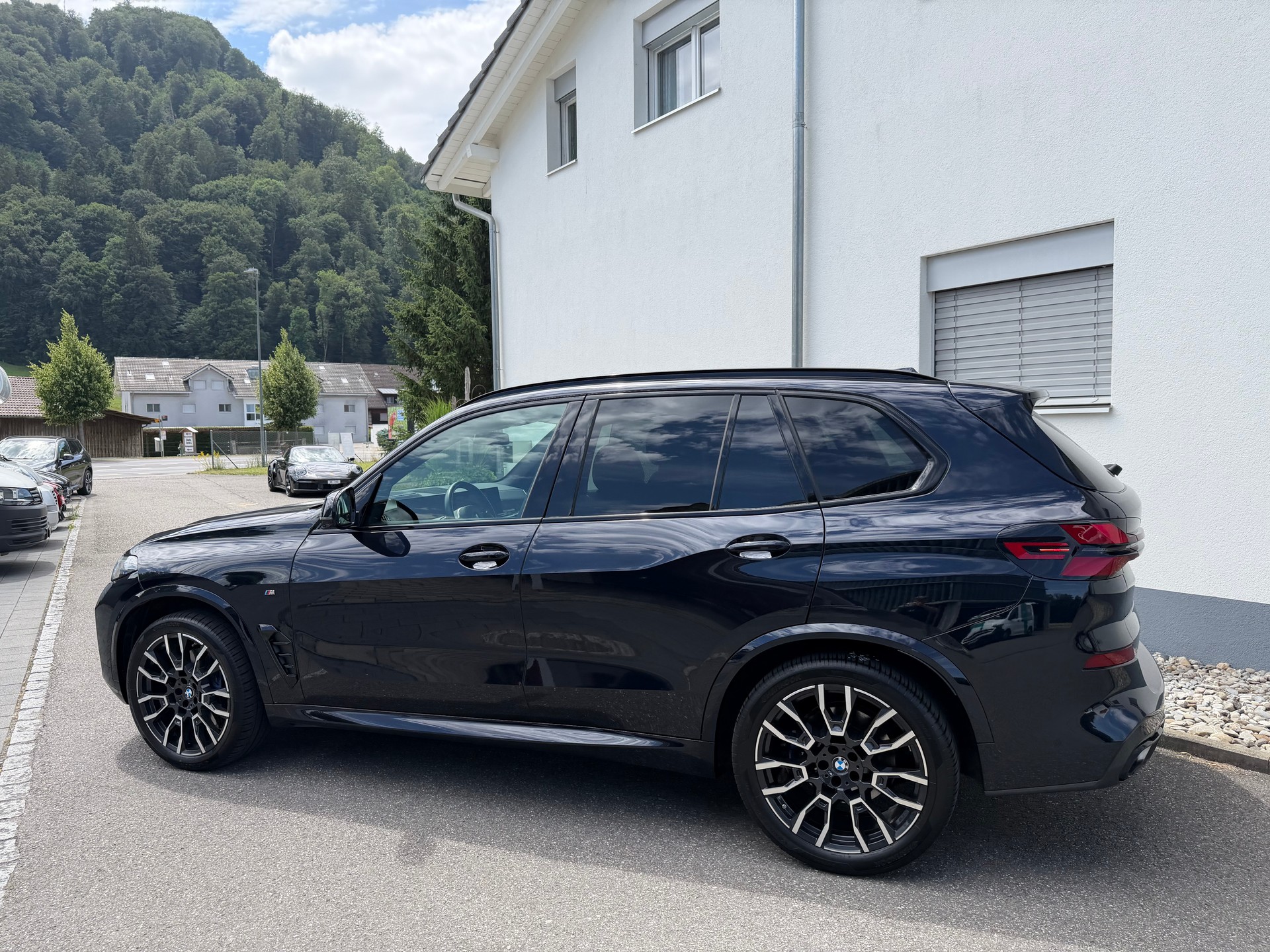 BMW X5 xDrive 48V 30d M Sport Pro Steptronic-image-12