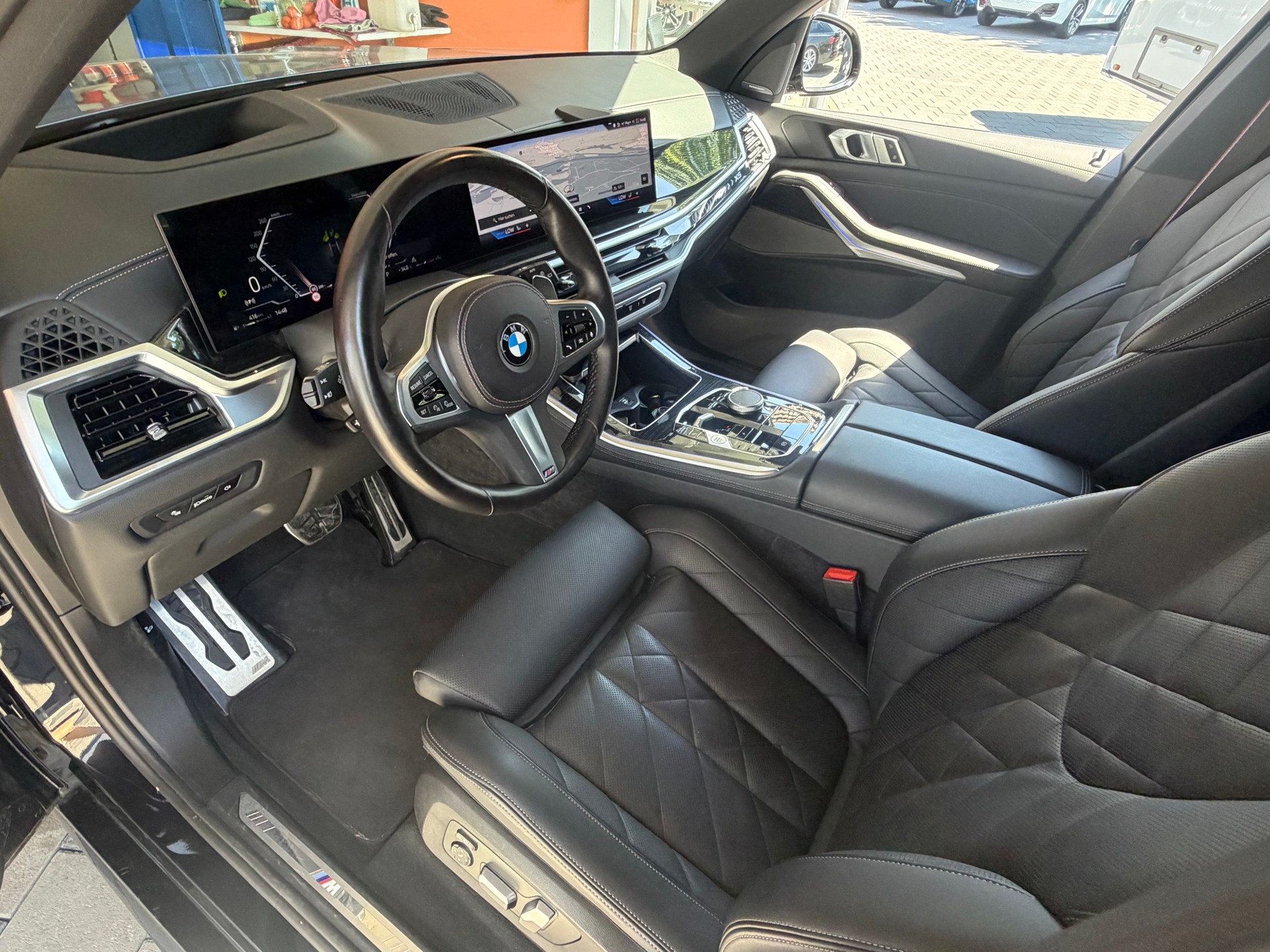 BMW X5 xDrive 48V 30d M Sport Pro Steptronic-image-17