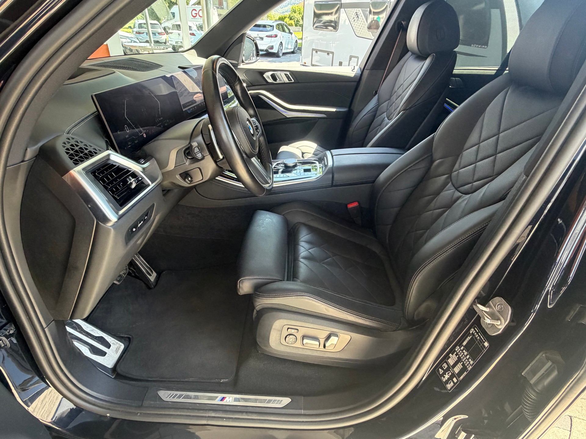 BMW X5 xDrive 48V 30d M Sport Pro Steptronic-image-15