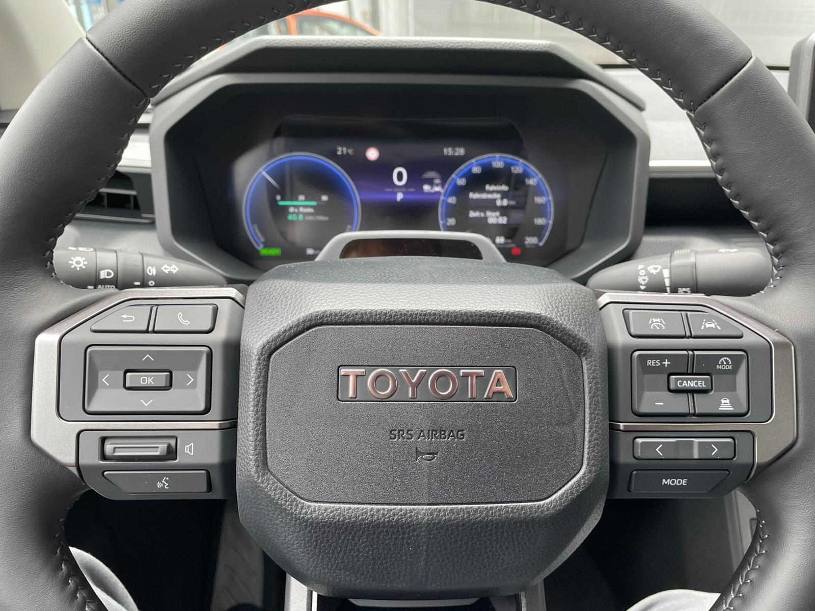 TOYOTA Double Cab Pick-up 59kWh Comfort-image-11