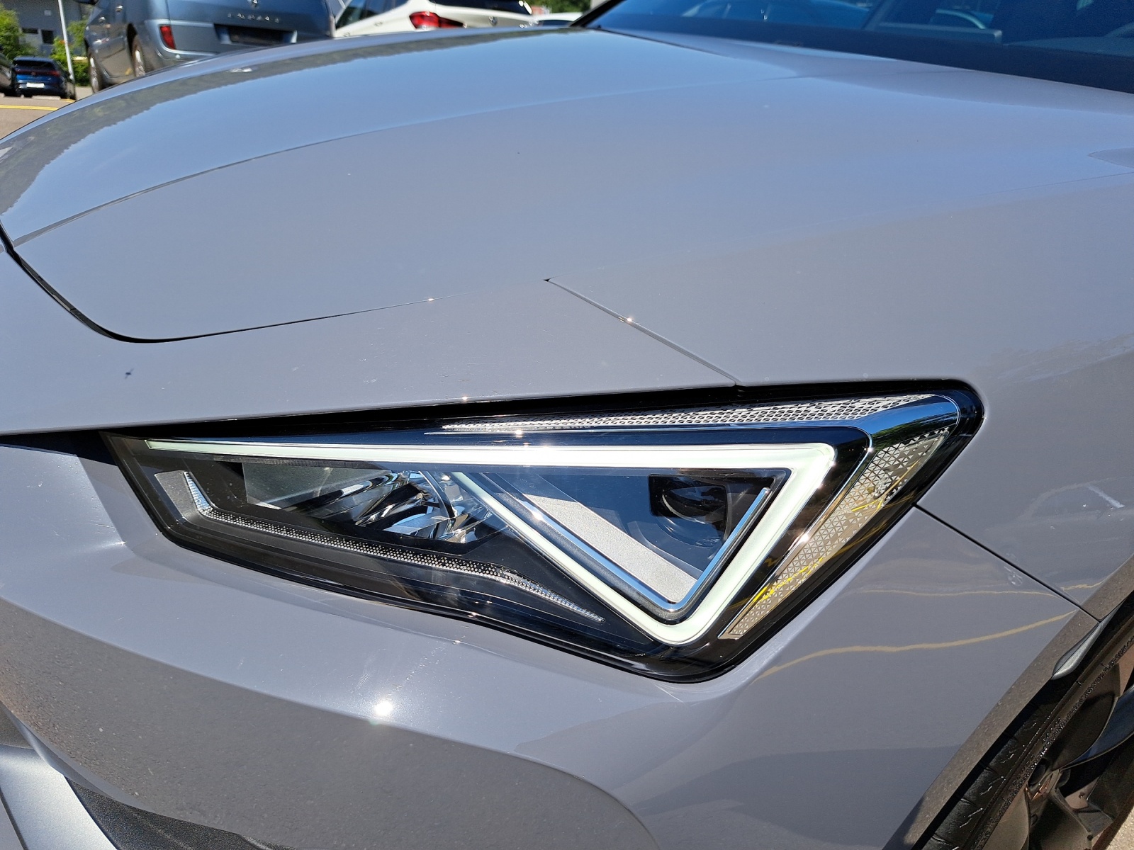 CUPRA Leon 2.0 TSI DSG-image-18