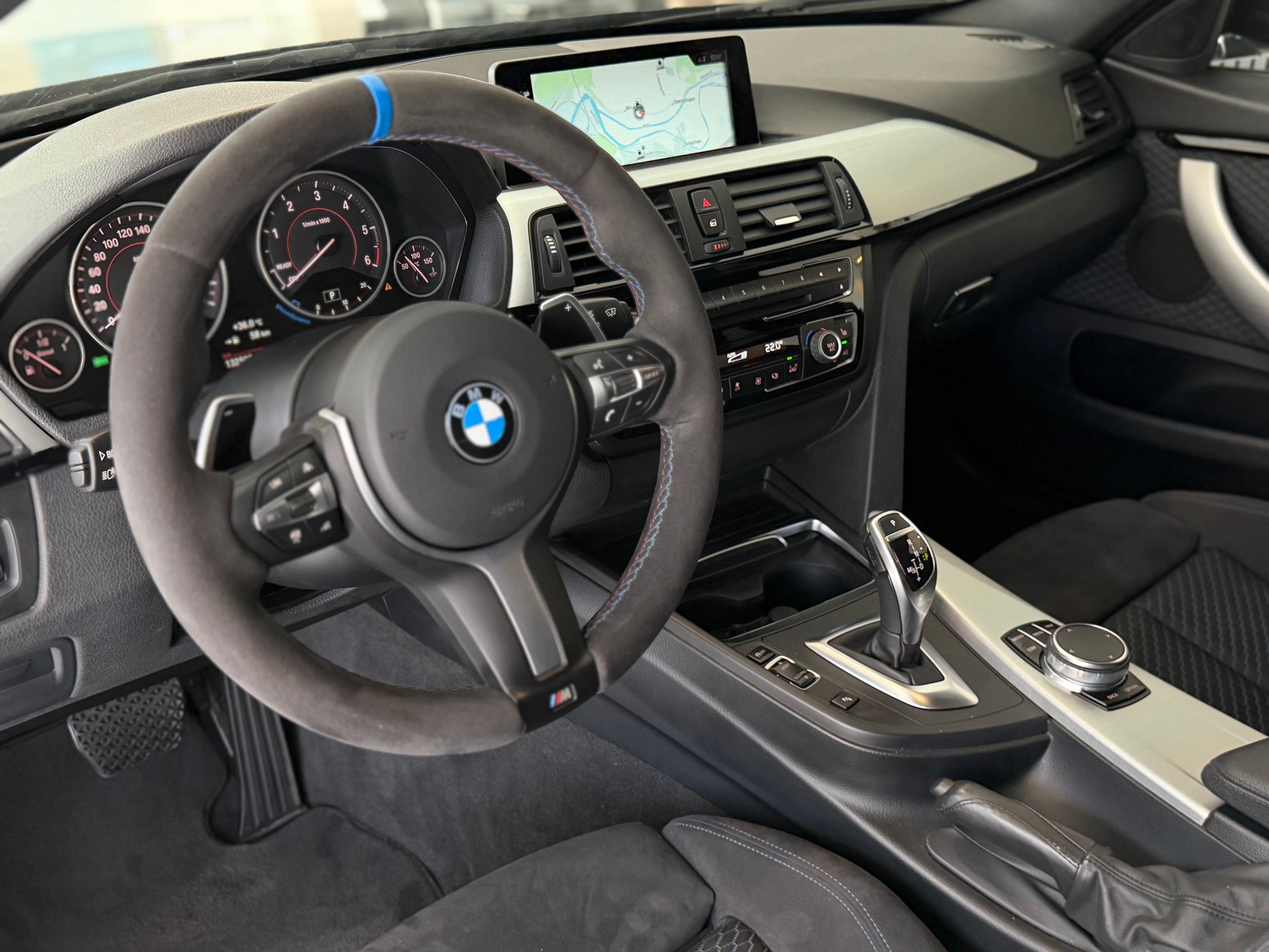 BMW 420d Gran Coupé xDrive LCI M Sport Steptronic **TOP Ausstattung**-image-12