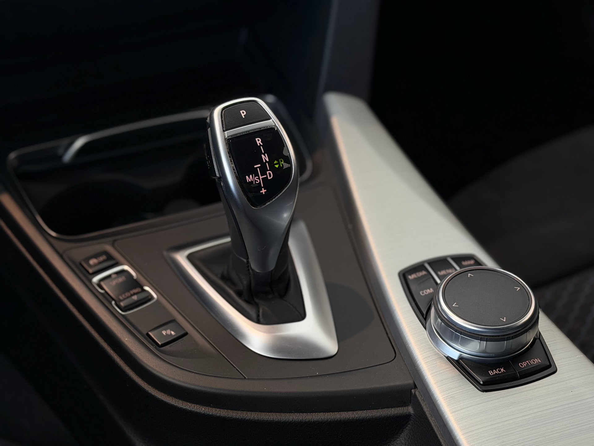 BMW 420d Gran Coupé xDrive LCI M Sport Steptronic **TOP Ausstattung**-image-18