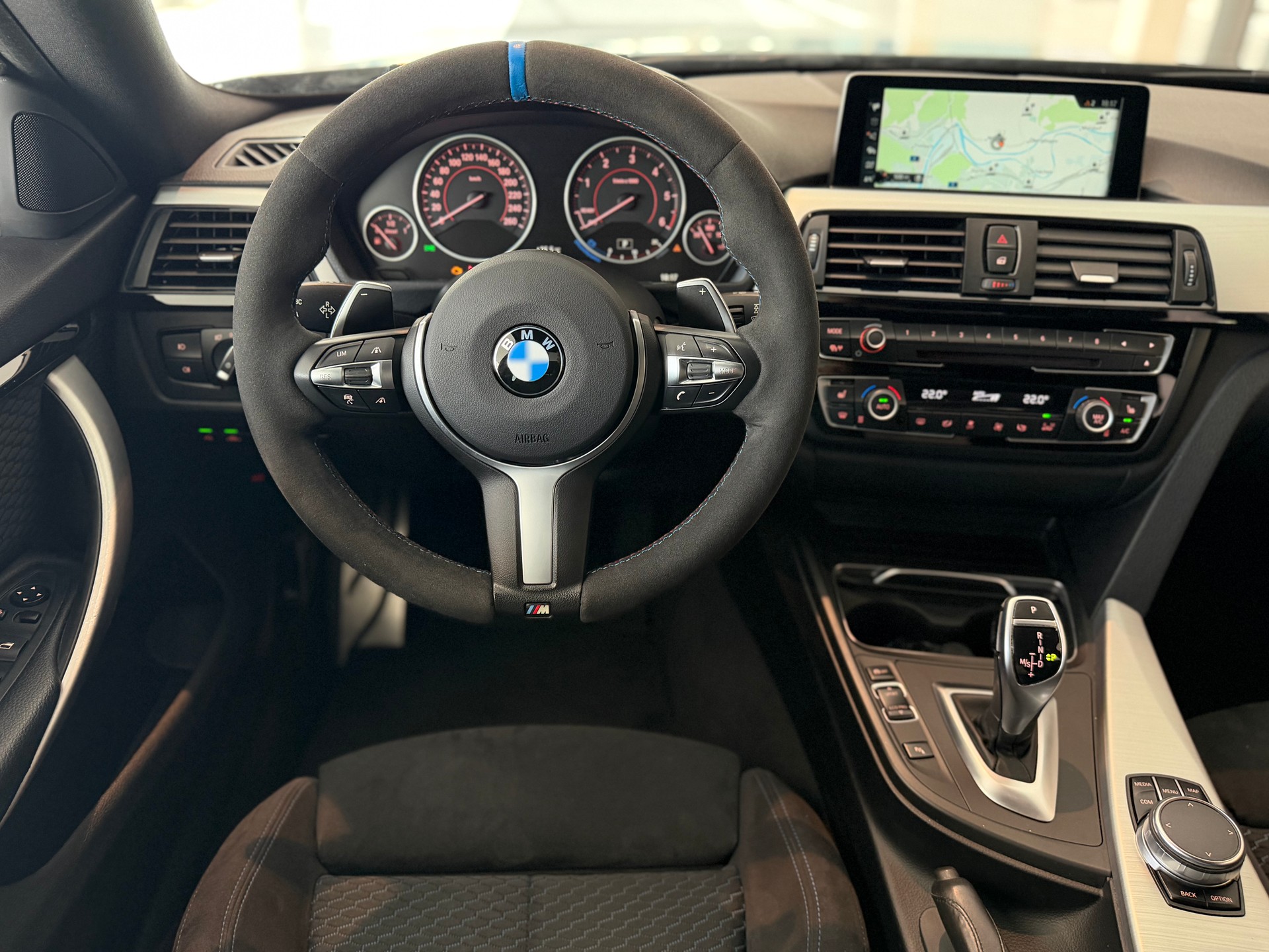 BMW 420d Gran Coupé xDrive LCI M Sport Steptronic **TOP Ausstattung**-image-14