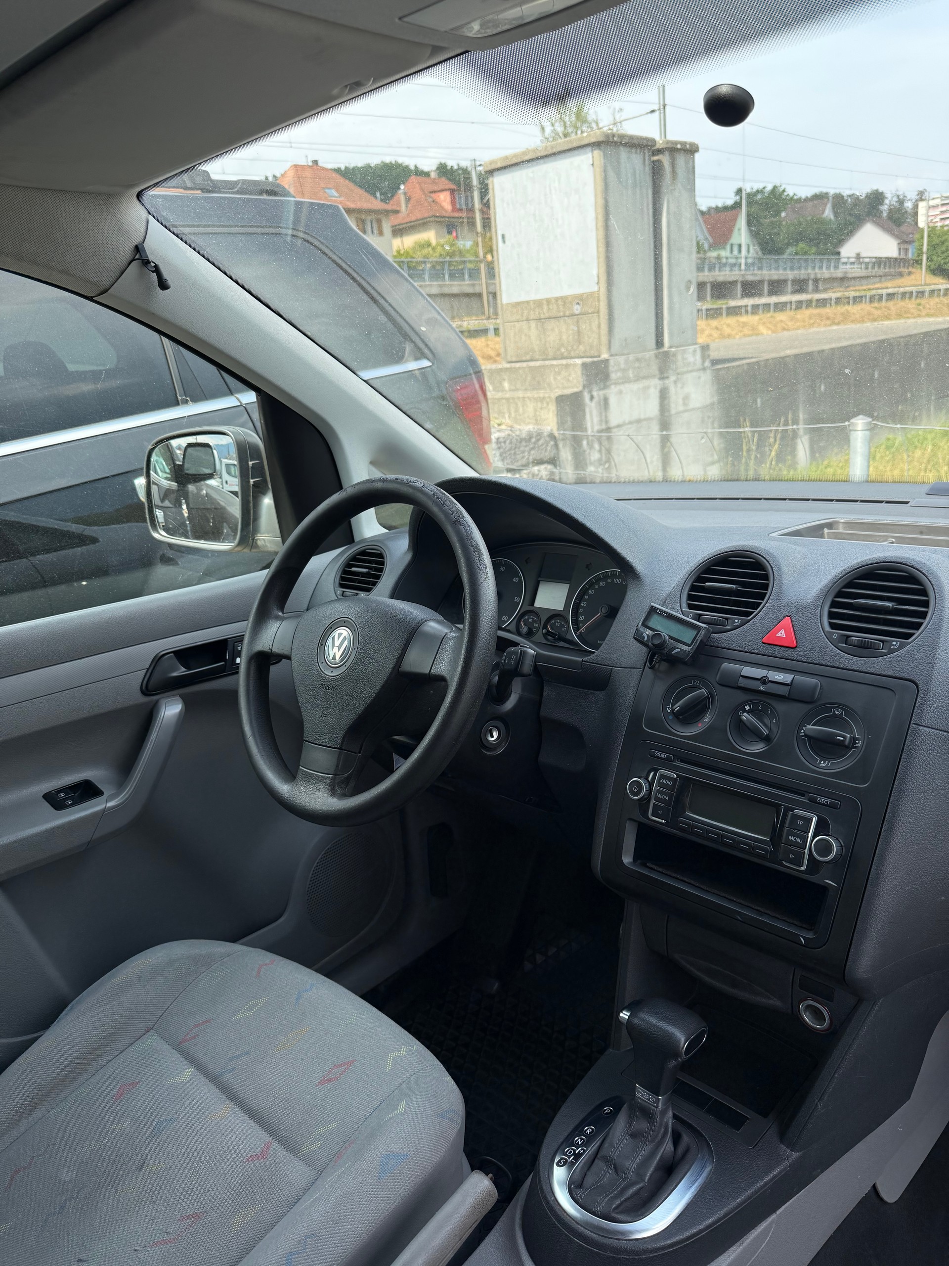 VW Caddy 1.9TDI PD-image-12