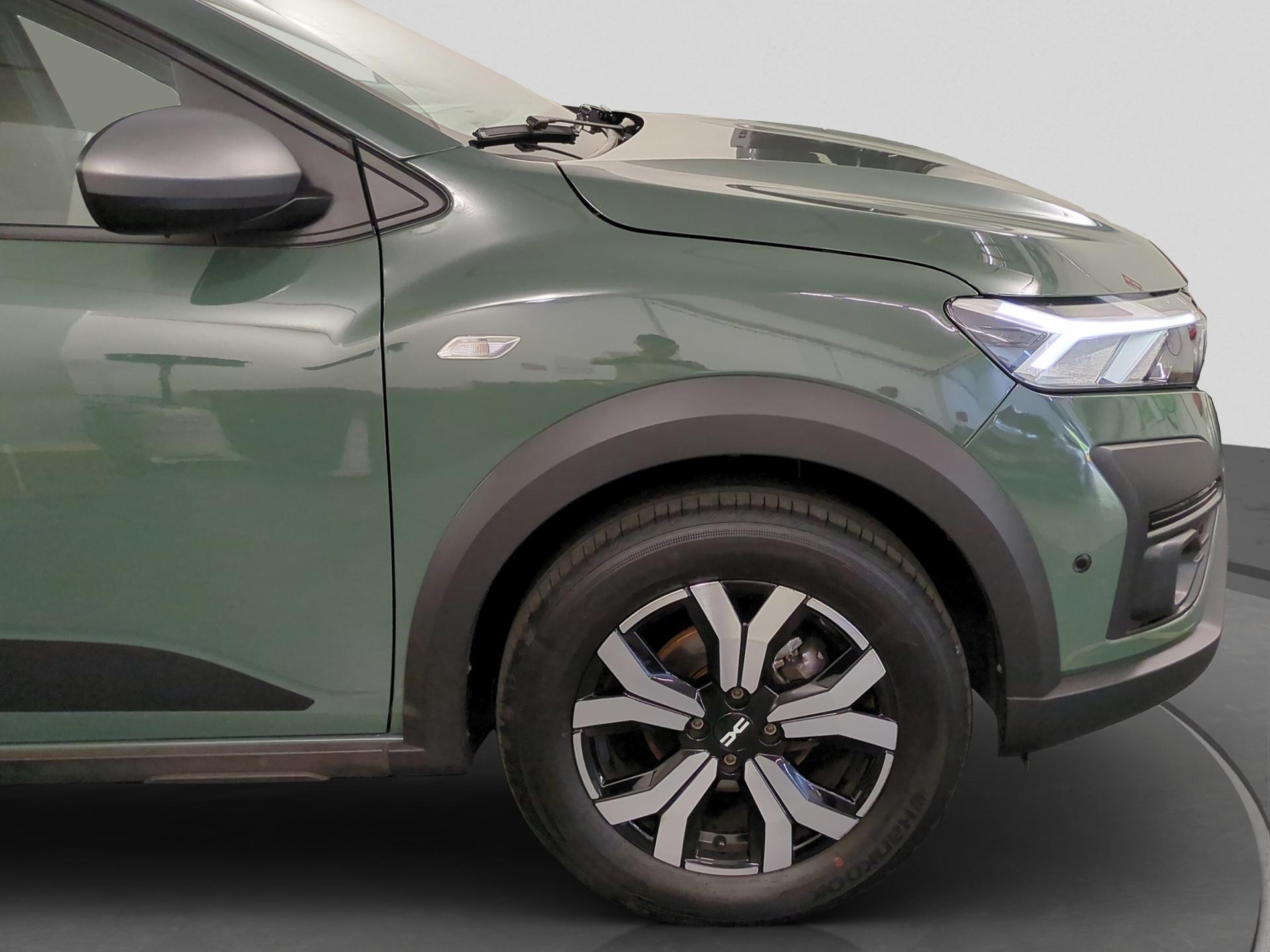 DACIA Sandero Stepway TCe 90 Expression CVT-image-17