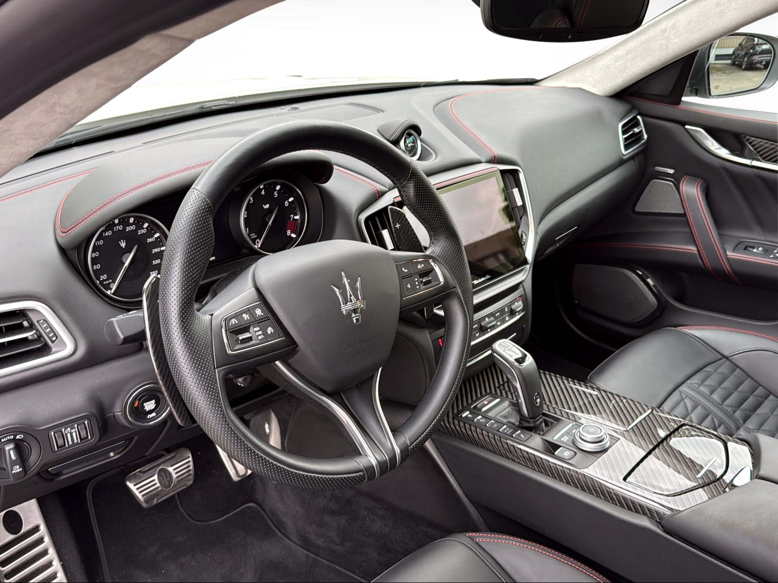 MASERATI GHIBLI TROFEO 3.8 V8-image-1