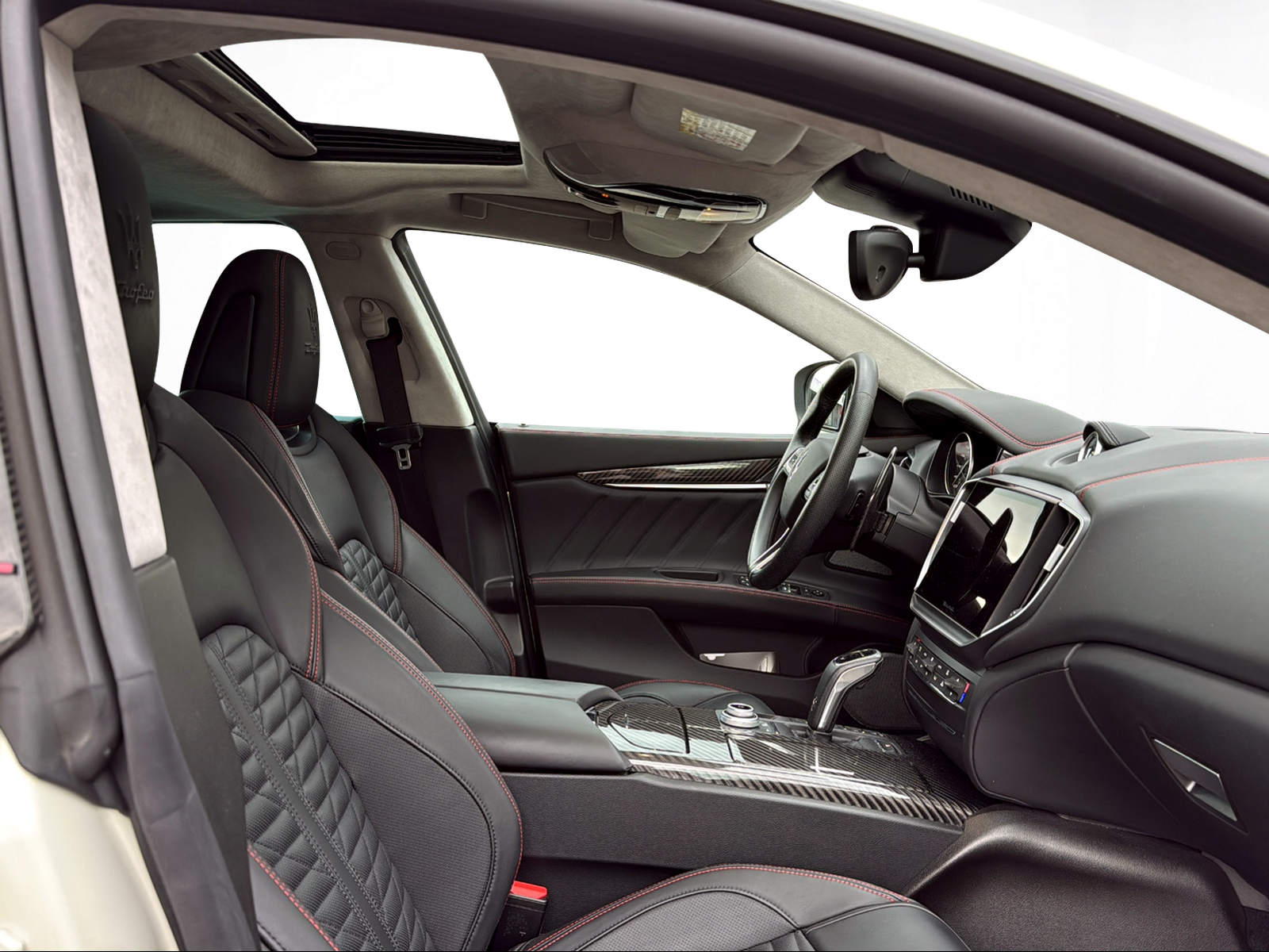 MASERATI GHIBLI TROFEO 3.8 V8-image-7
