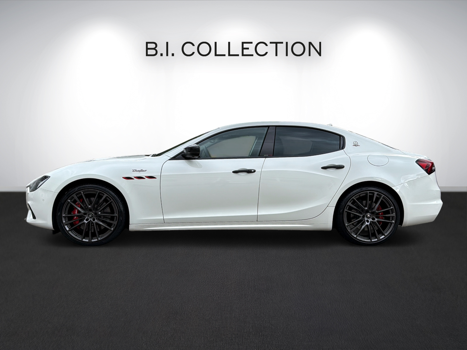 MASERATI GHIBLI TROFEO 3.8 V8-image-4