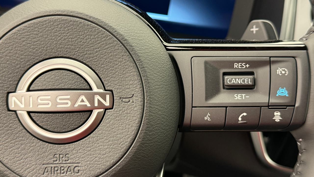 NISSAN Qashqai 1.3 DIG-T MHEV Tekna Xtronic 4x4-image-9