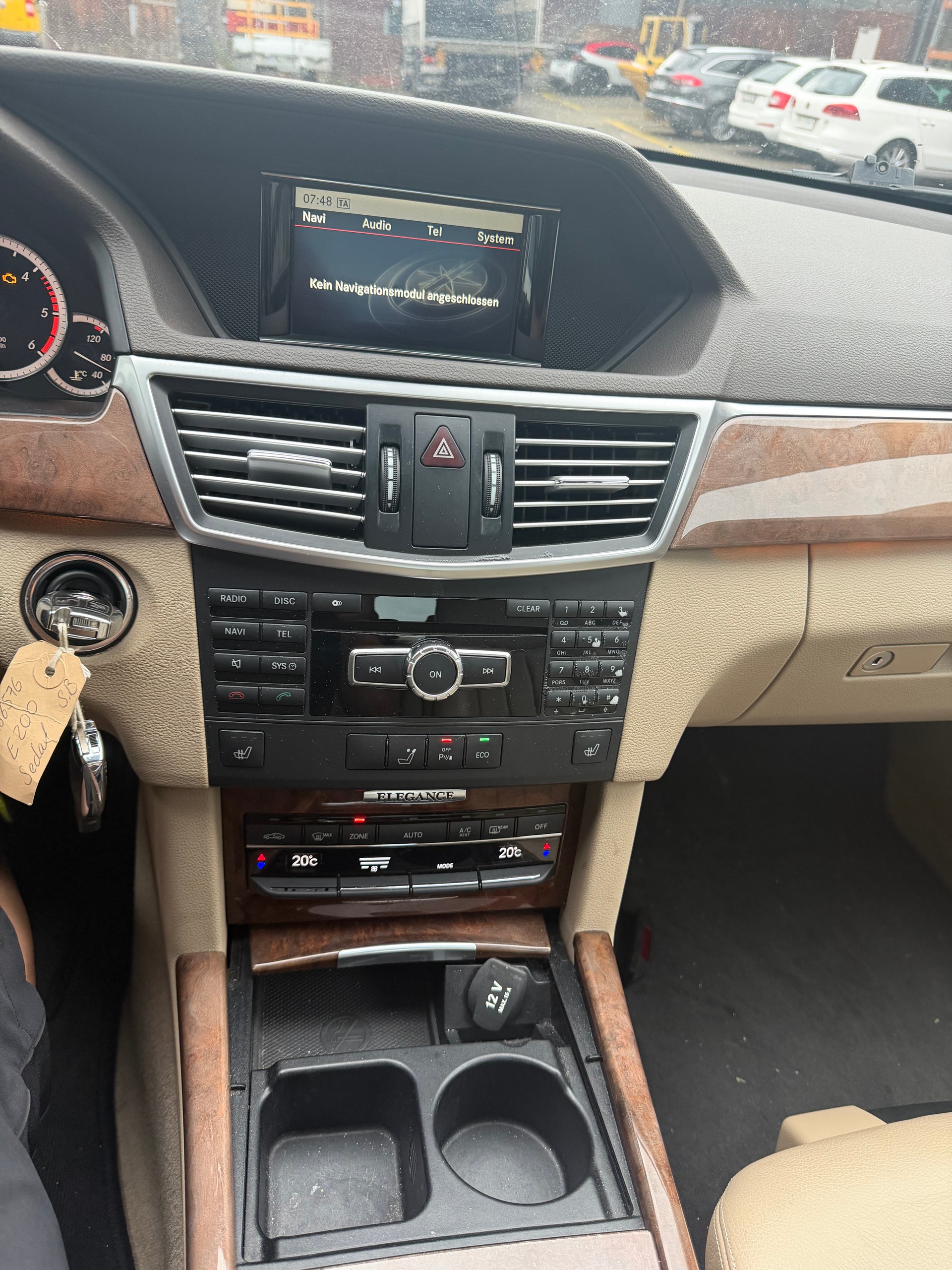 MERCEDES-BENZ E 200 CDI BlueEfficiency Elégance-image-8