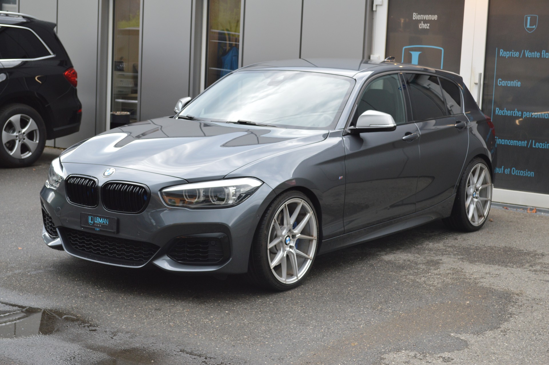 BMW M140i xDrive Steptronic-image-0