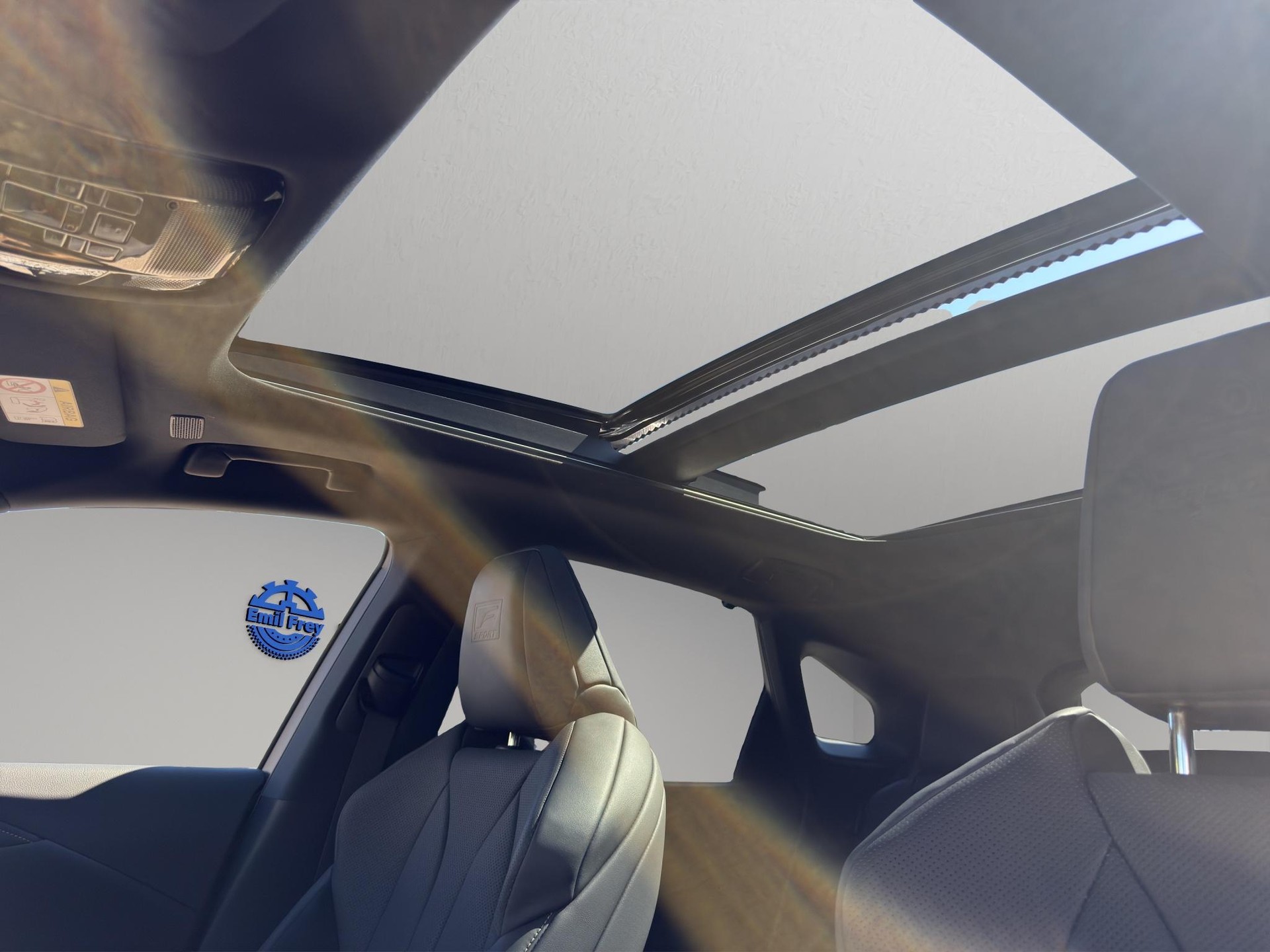 LEXUS RX 500h F-Sport-image-10