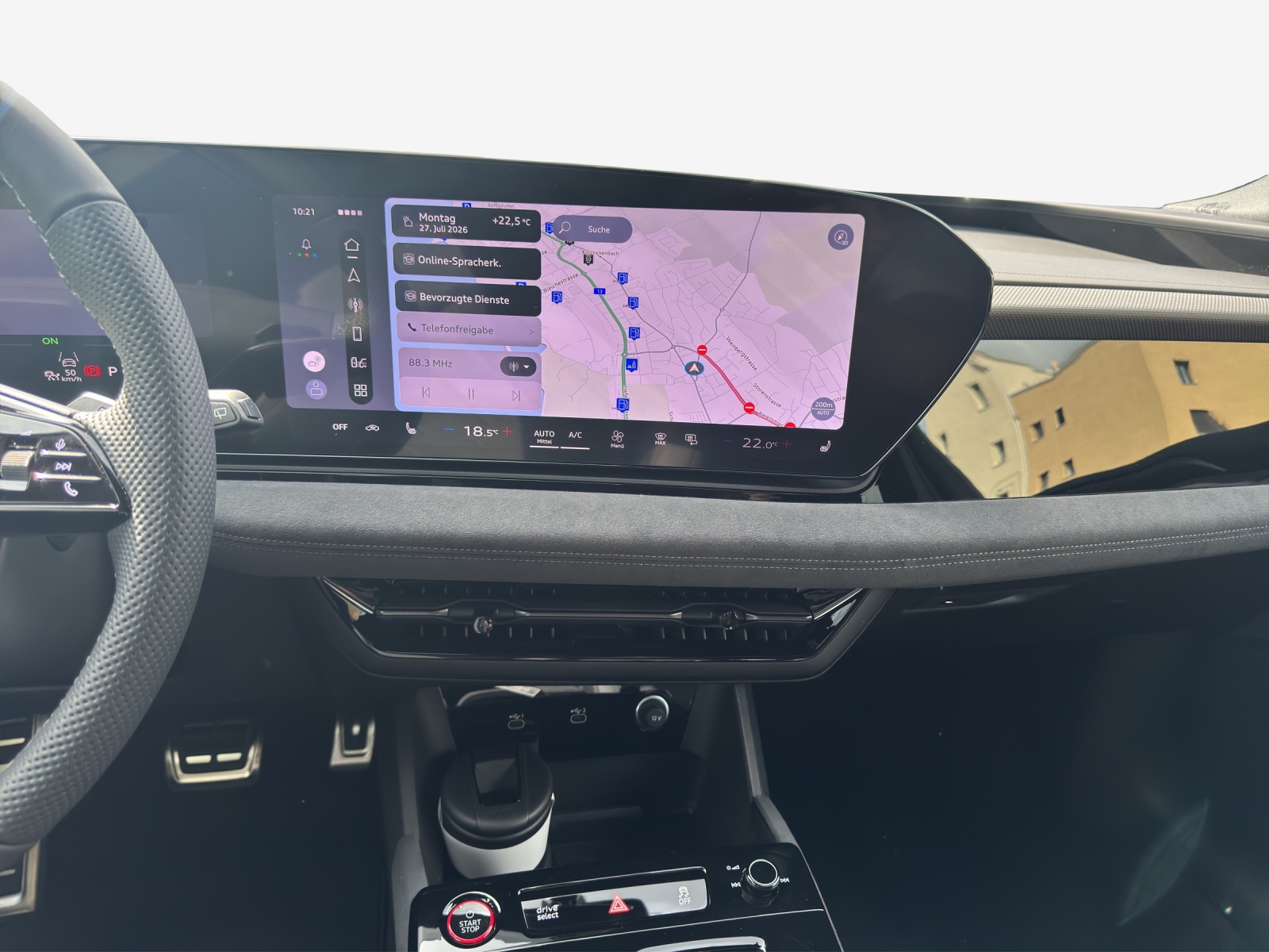 AUDI A6 Avant e-tron quattro-image-10