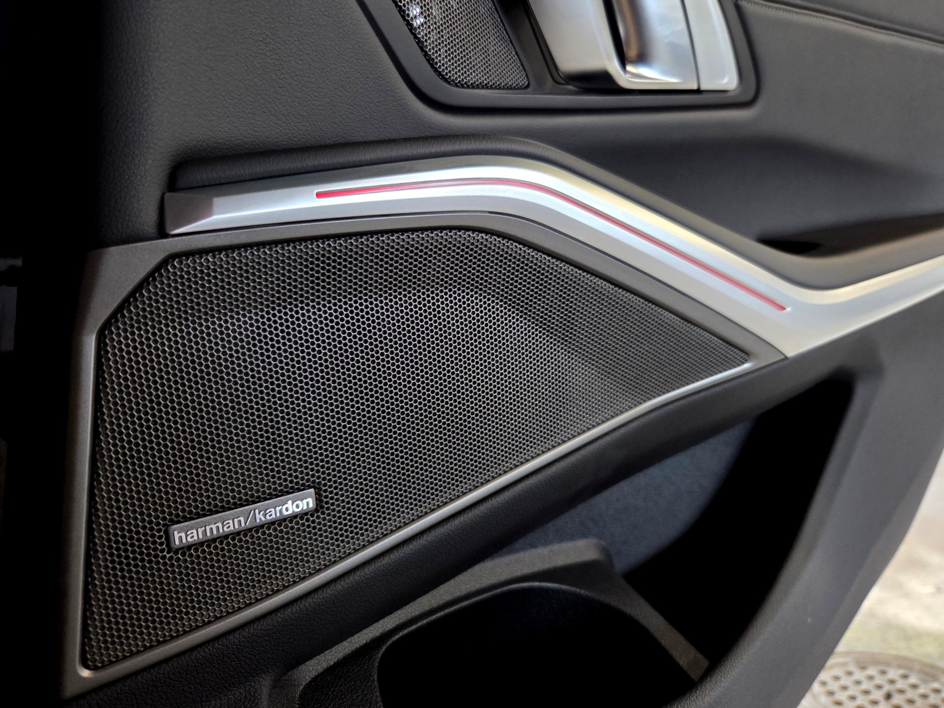 BMW M3 Competition xDrive Touring-image-22