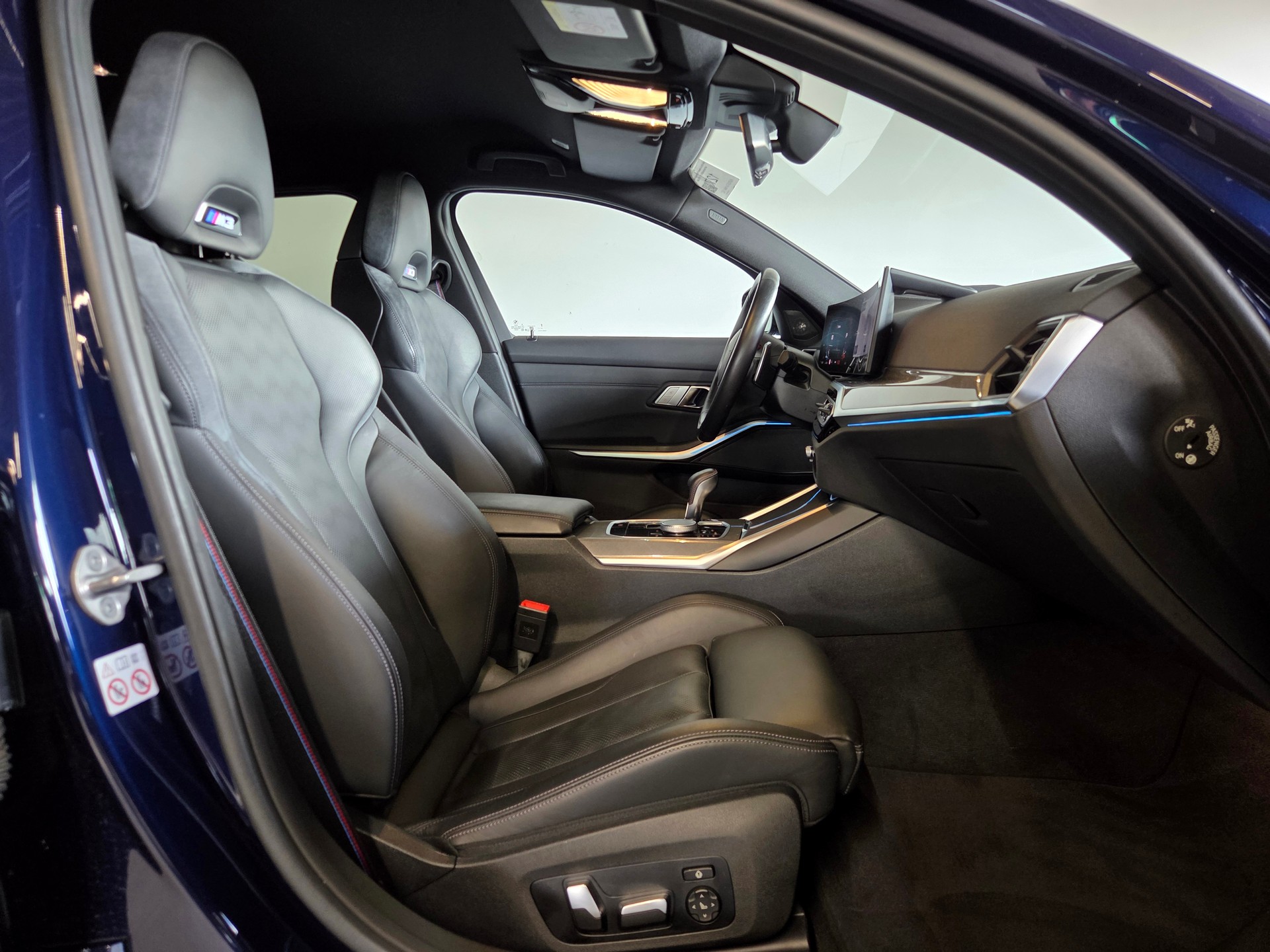BMW M3 Competition xDrive Touring-image-18