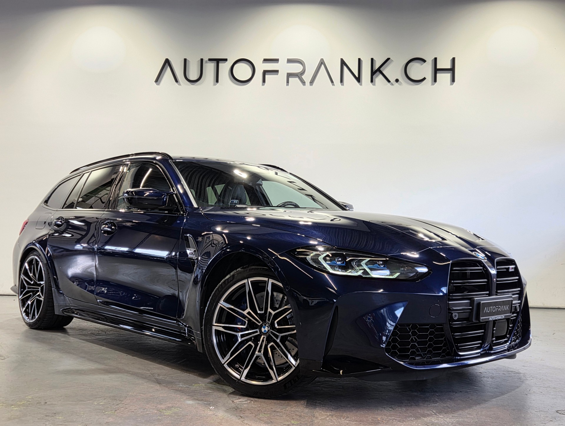 BMW M3 Competition xDrive Touring-image-19