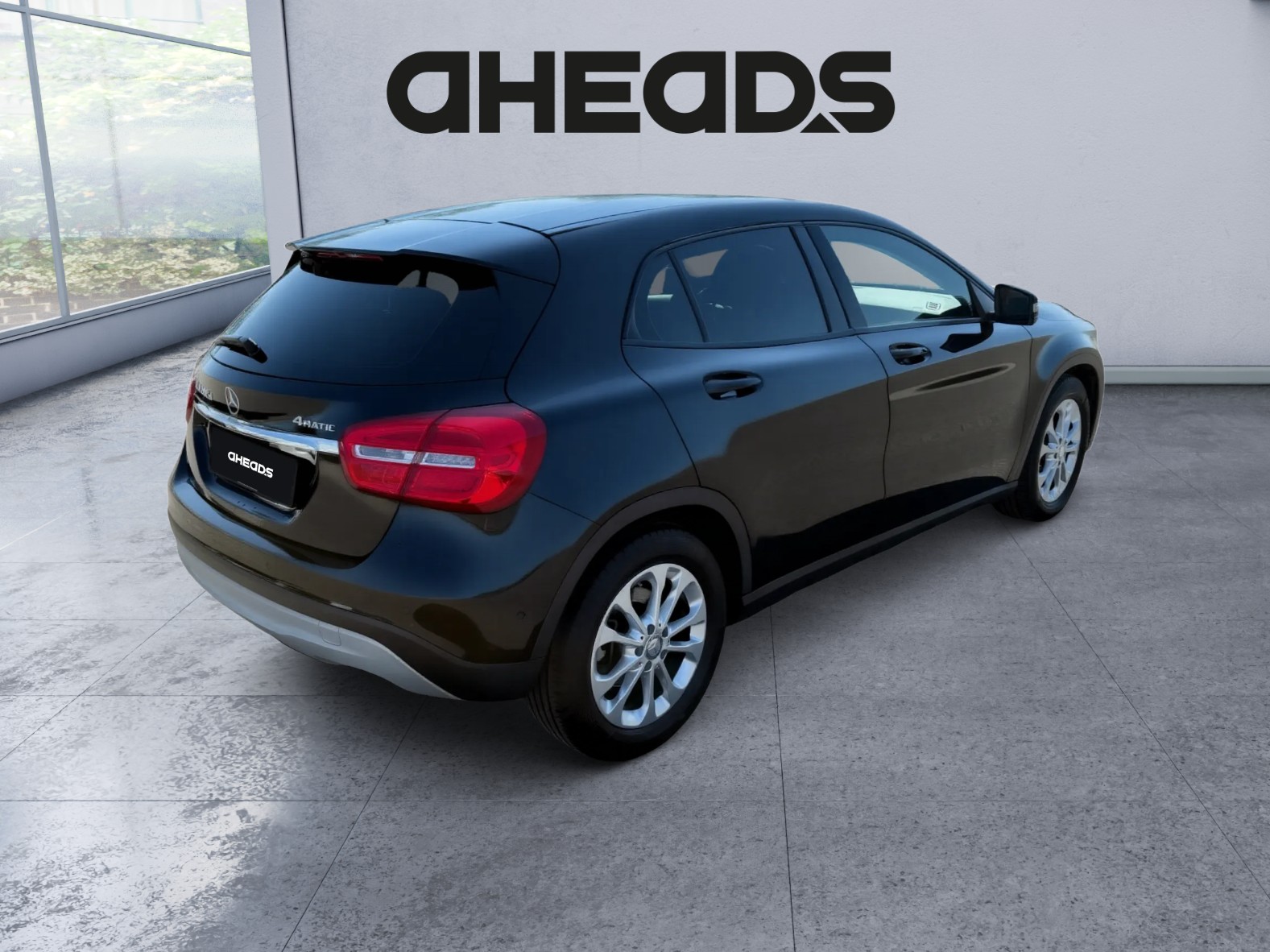 MERCEDES-BENZ GLA 200 CDI Style 4Matic 7G-DCT-image-2