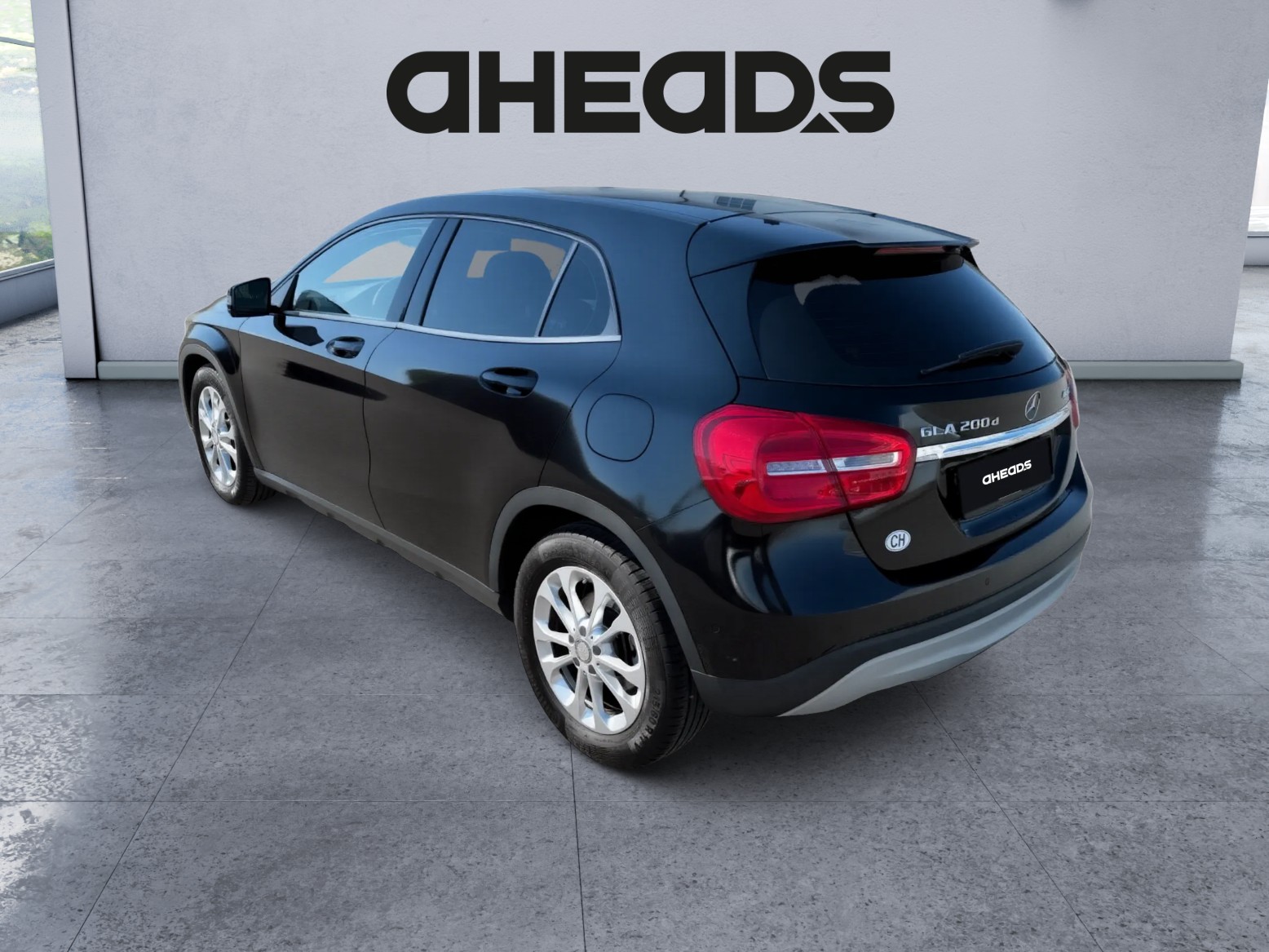 MERCEDES-BENZ GLA 200 CDI Style 4Matic 7G-DCT-image-4