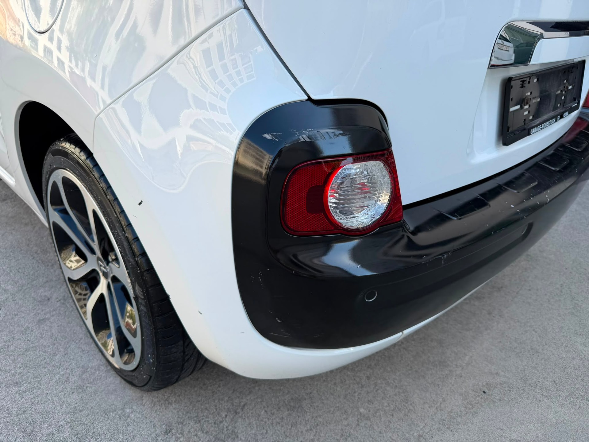 CITROEN C3 Picasso 1.6 HDi Exclusive-image-4