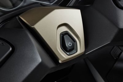 KYMCO 575I-image-13