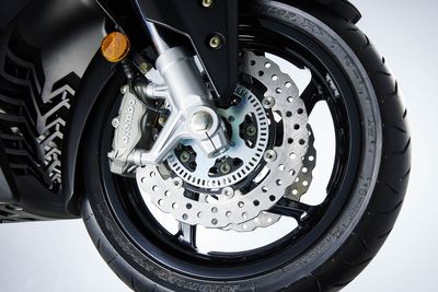 KYMCO 575I-image-10
