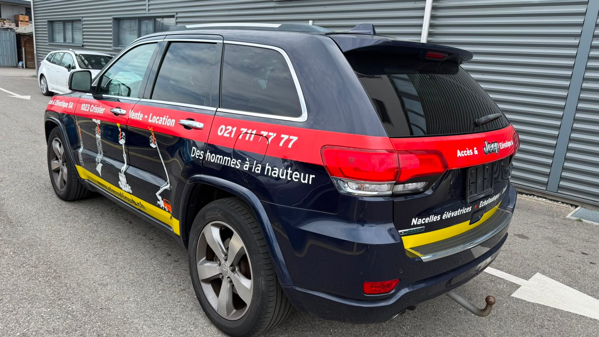 JEEP Grand Cherokee 3.0 CRD Overland Automatic-image-6
